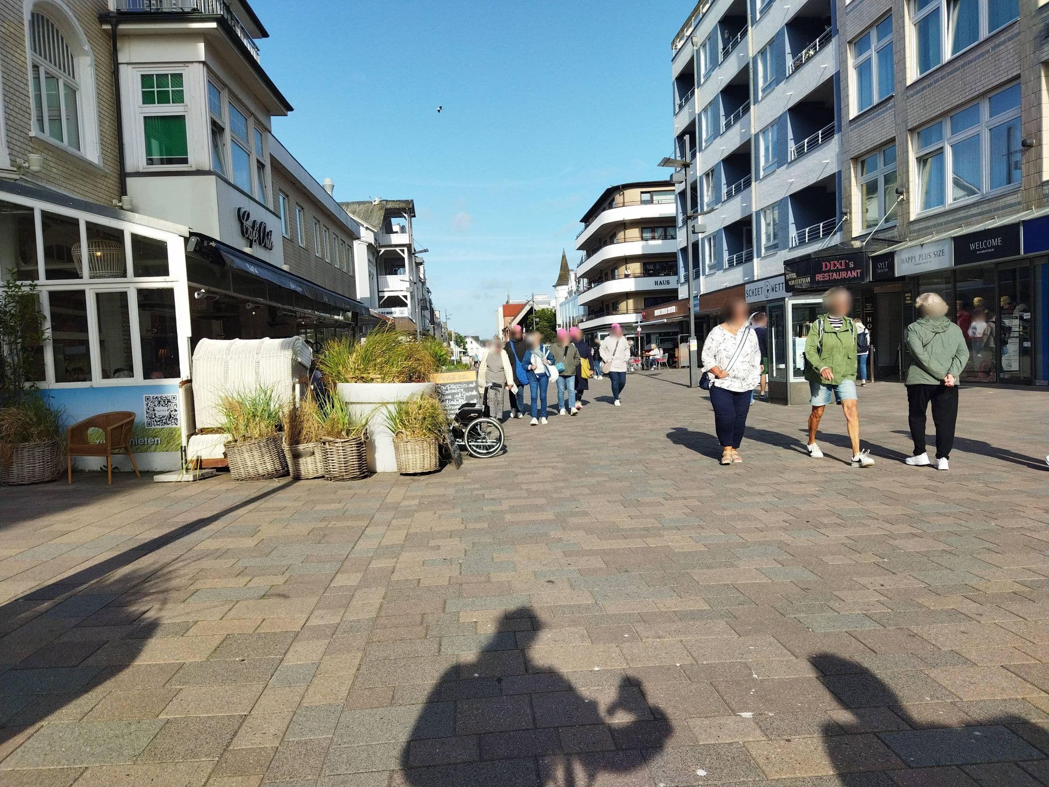 Street view near Gästehaus Orth, Westerland — © changchun1 (CC BY-SA · Mapillary)