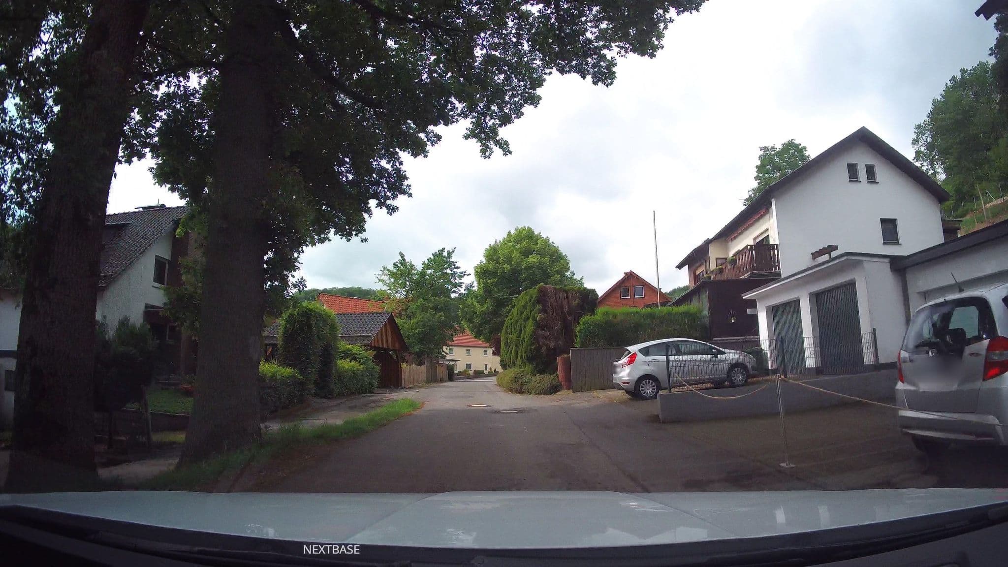Street view near "Waldesruh" - Wanderhotel Externsteine, Bad Meinberg — © Schmarvis (CC BY-SA · Mapillary)