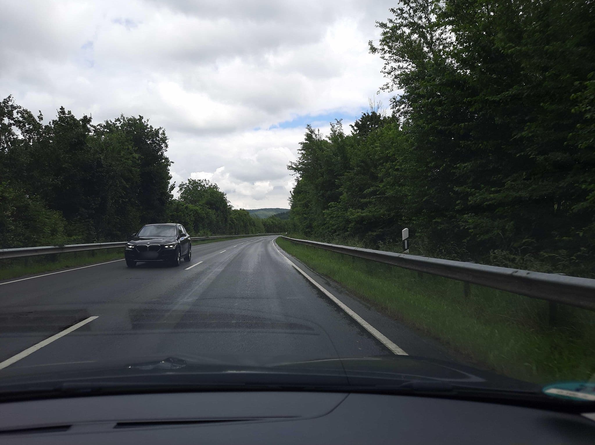 Street view near Weingut Benedikt Nilles, Bullay — © Lowiekse (CC BY-SA · Mapillary)