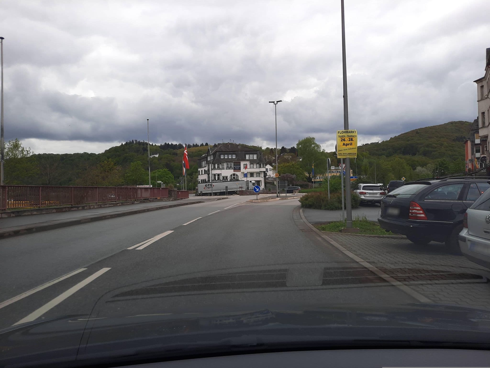 Street view near Moselgarten, Bullay — © Lowiekse (CC BY-SA · Mapillary)