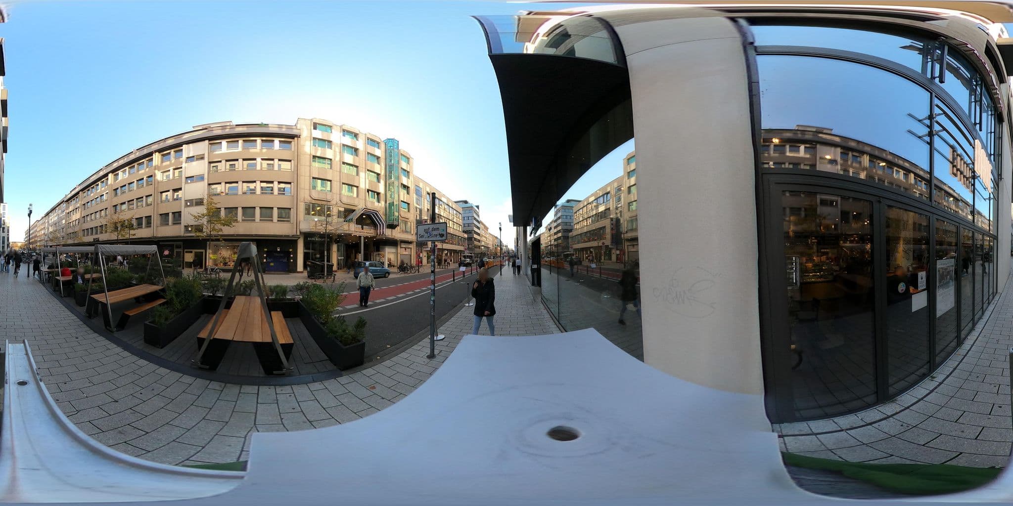 Street view near Radisson Blu, Mannheim — © wegavision (CC BY-SA · Mapillary)