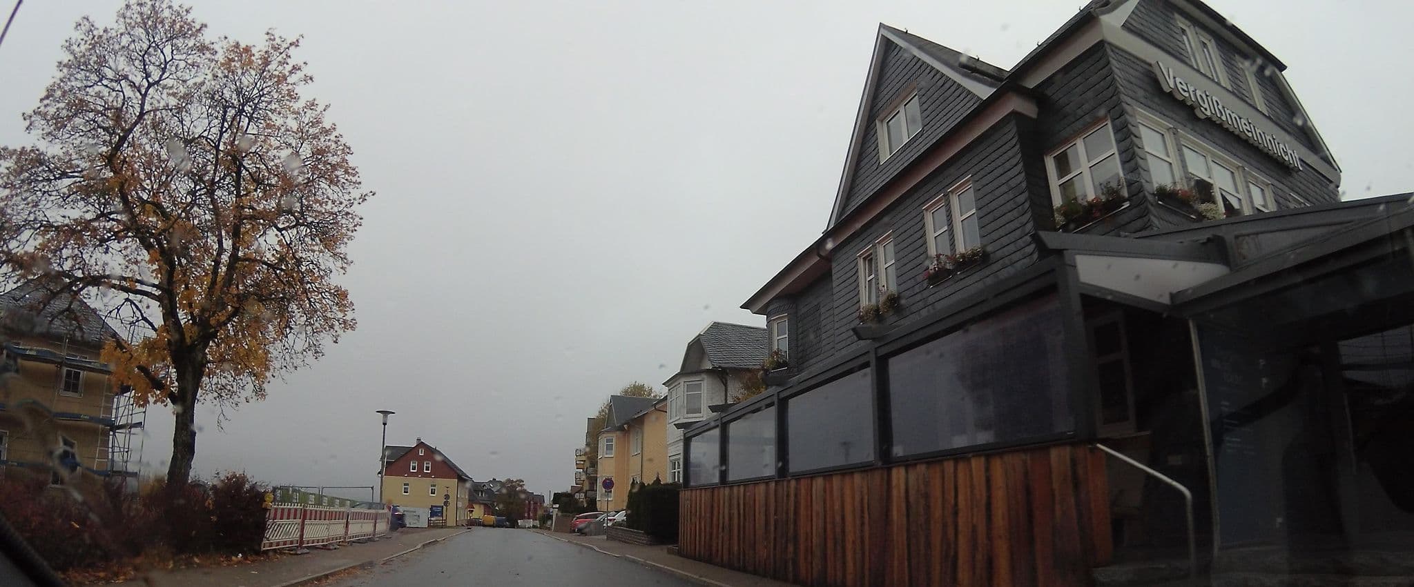 Street view near Hotel Vergißmeinnicht, Oberhof — © teddy73 (CC BY-SA · Mapillary)