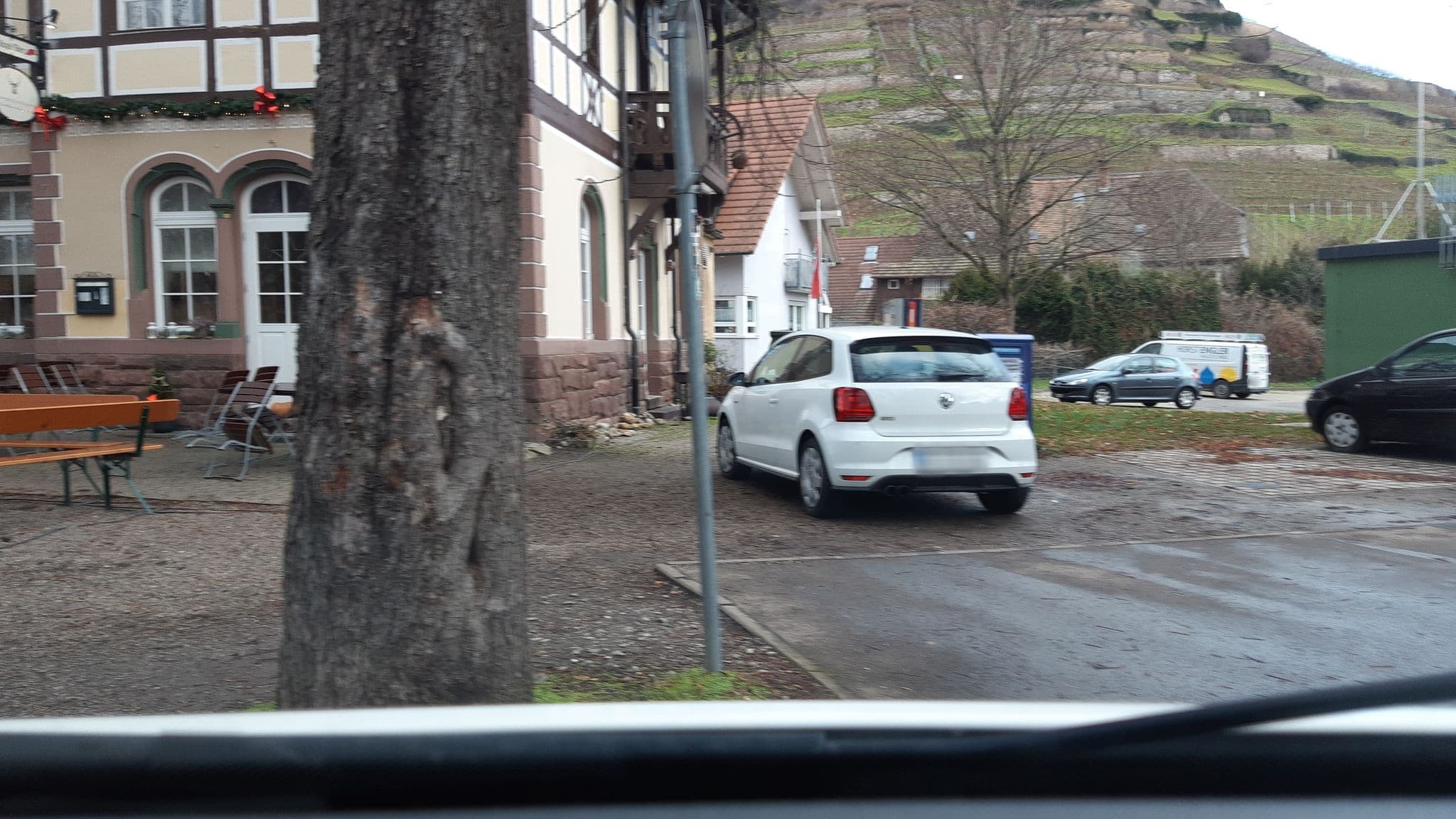 Street view near Ferienwohnung Katharina, Unterkrozingen — © fxesbg (CC BY-SA · Mapillary)
