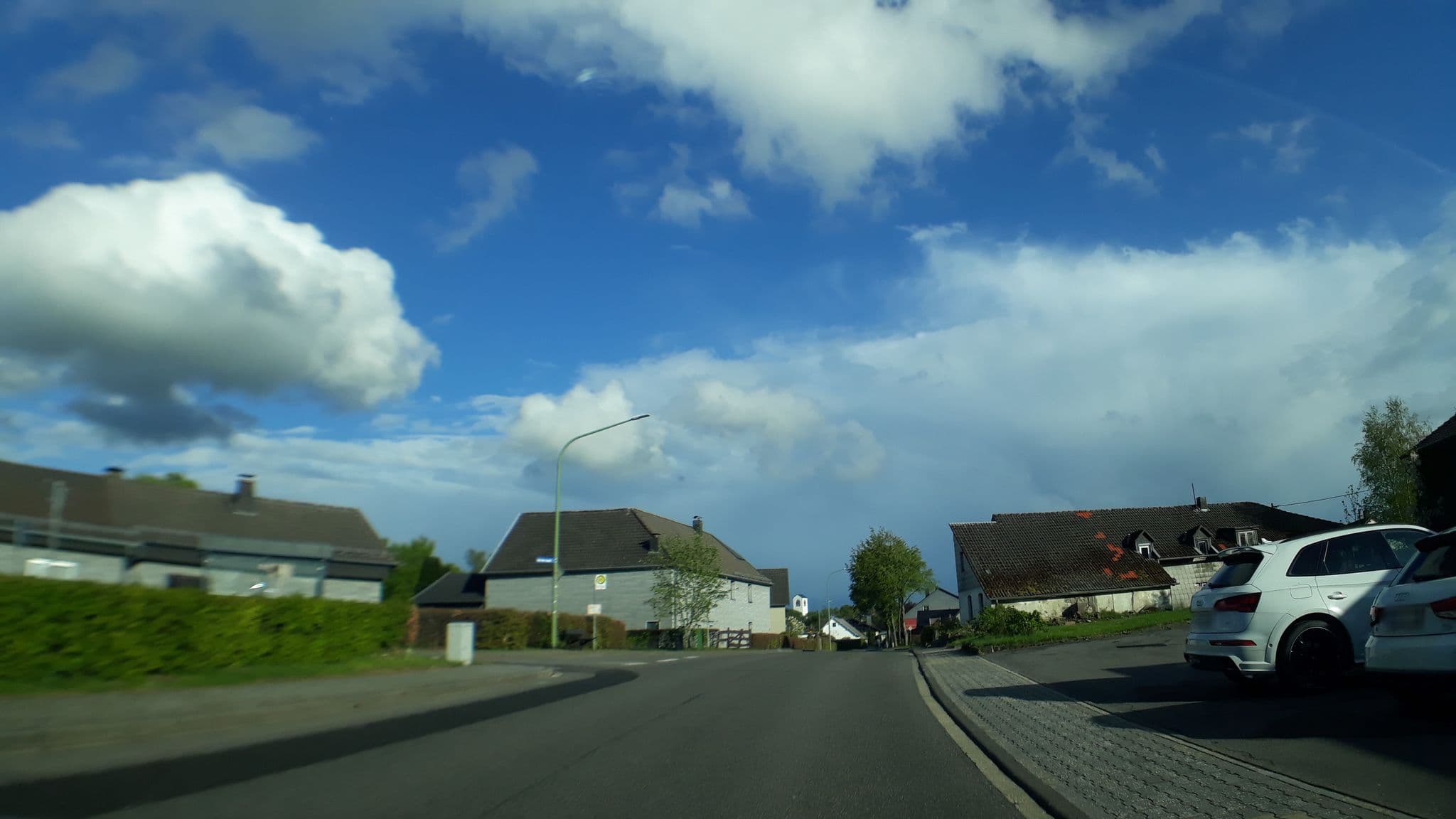 Street view near Ferienwohnung, Simmerath — © tobiasreg (CC BY-SA · Mapillary)