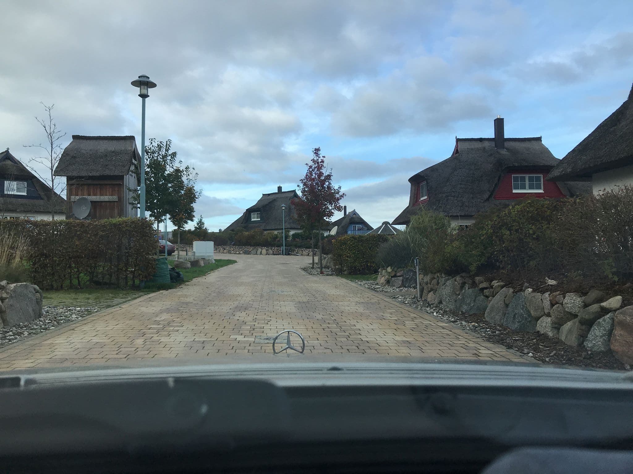 Street view near Villa Achterblick, Ostseebad Zinnowitz — © saschahaberkorn (CC BY-SA · Mapillary)