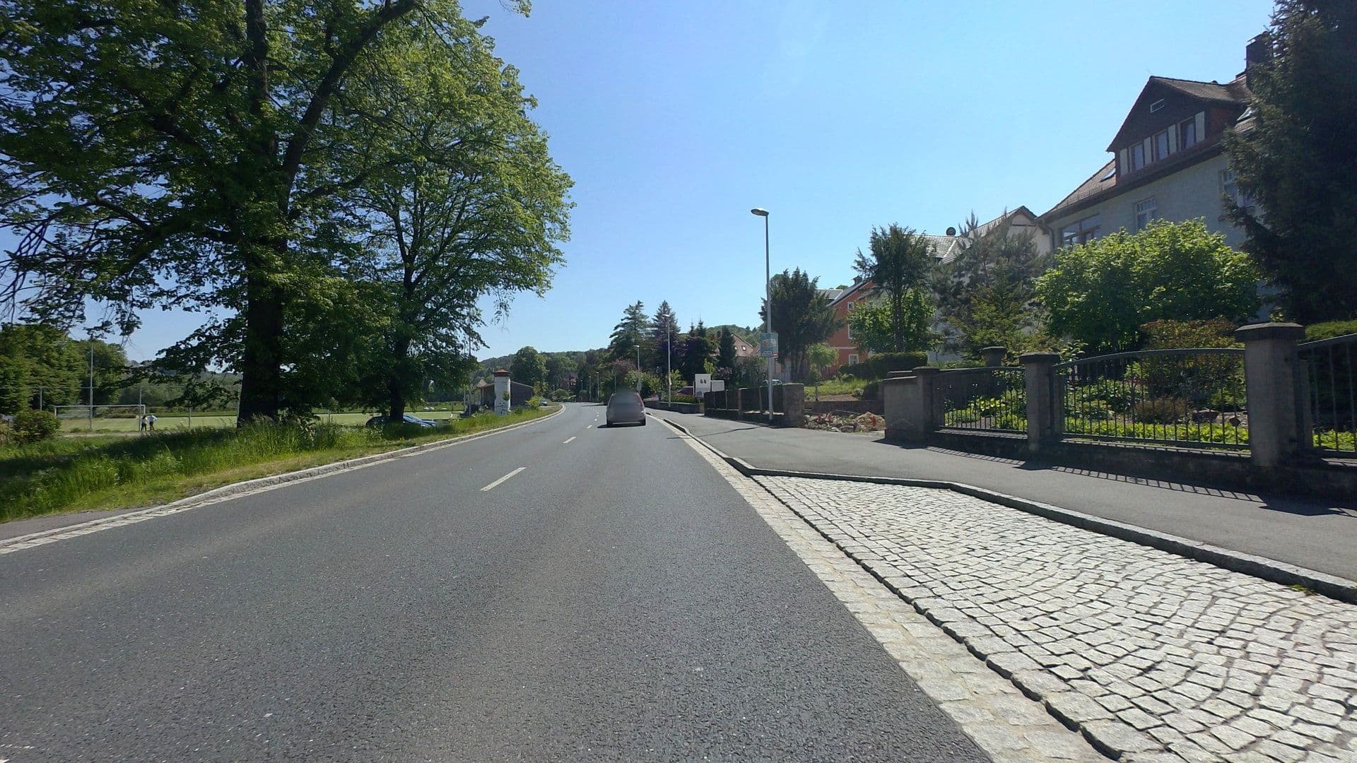 Street view near Mey, Meissen — © moenk (CC BY-SA · Mapillary)
