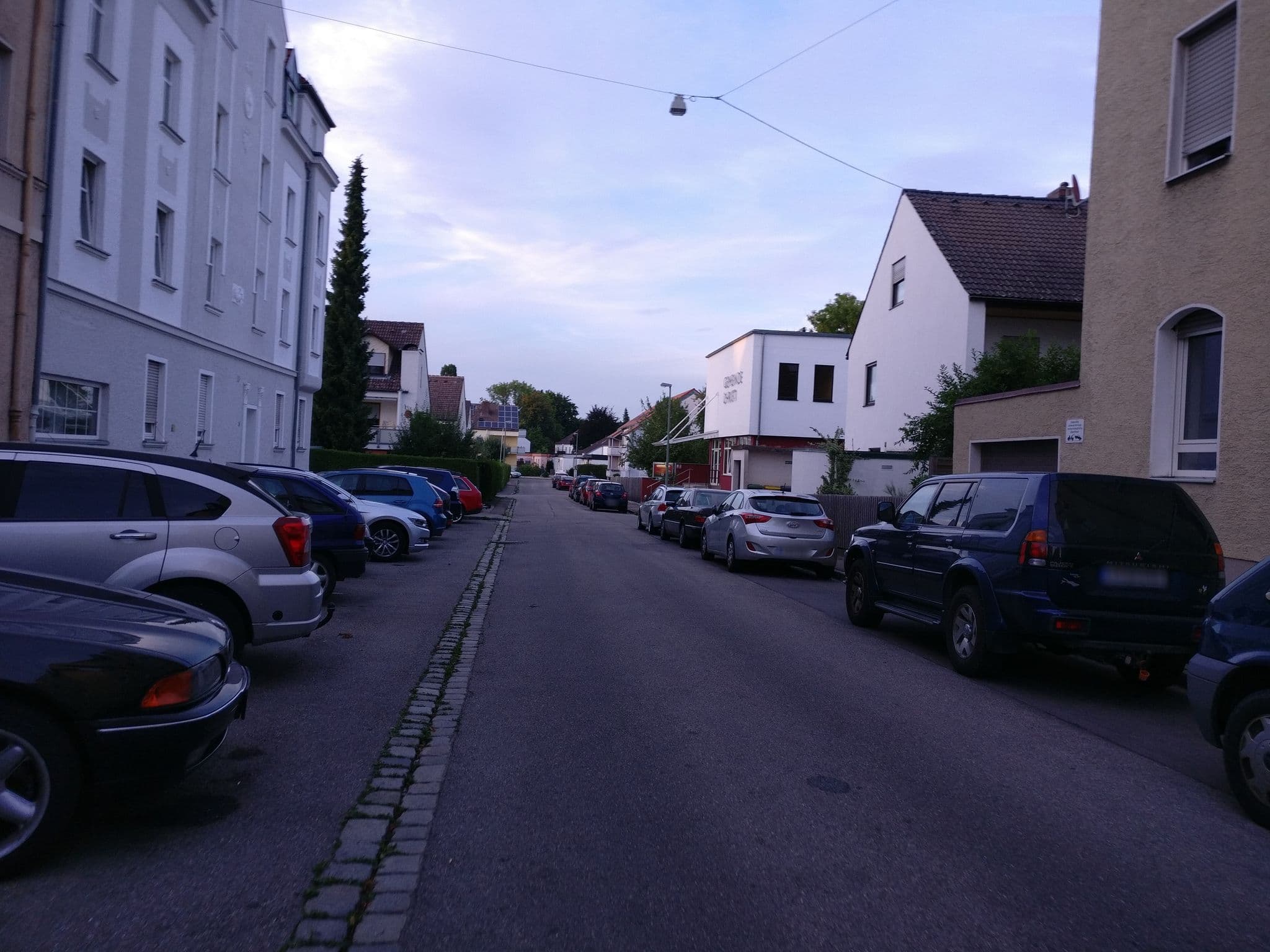 Street view near Pension Märkl Augsburg, Augsburg — © rsneyer (CC BY-SA · Mapillary)