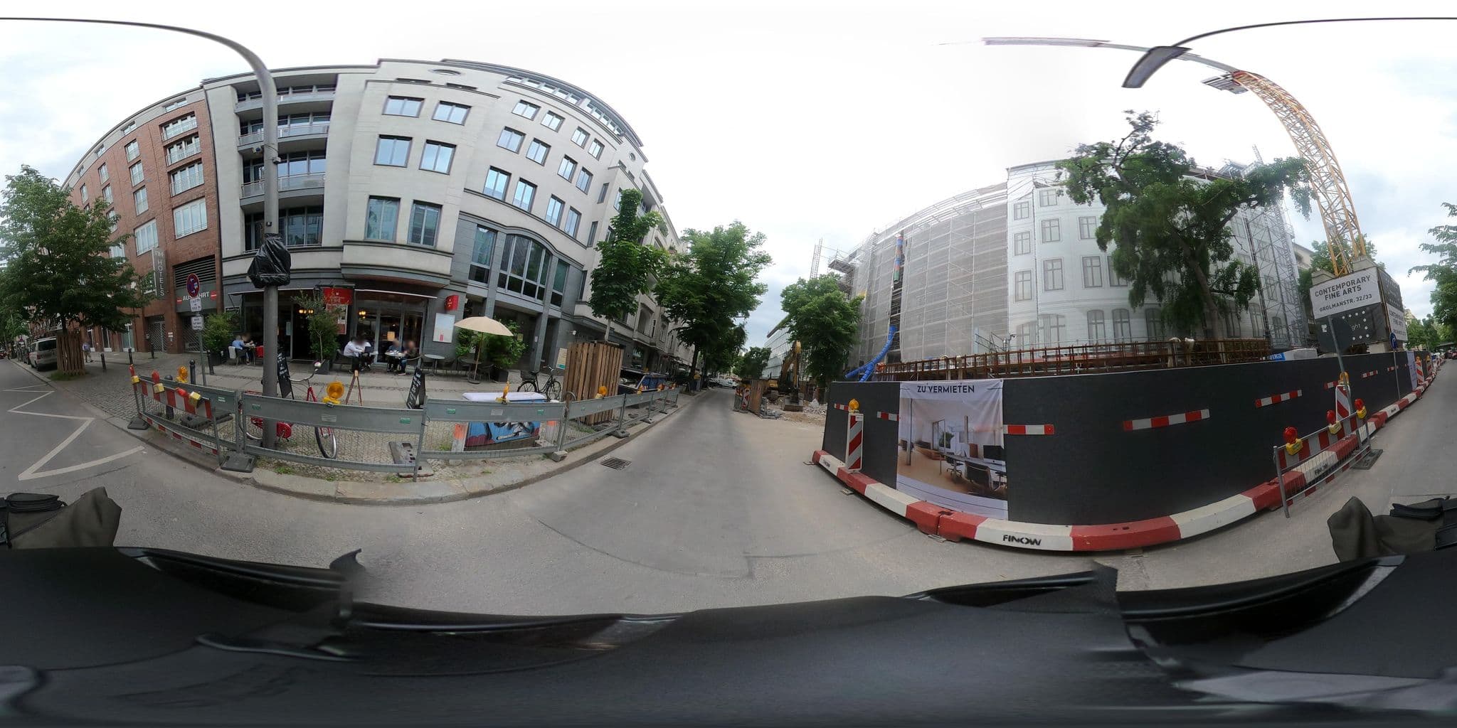 Street view near Hommage à Magritte, Schöneberg — © mlvln (CC BY-SA · Mapillary)