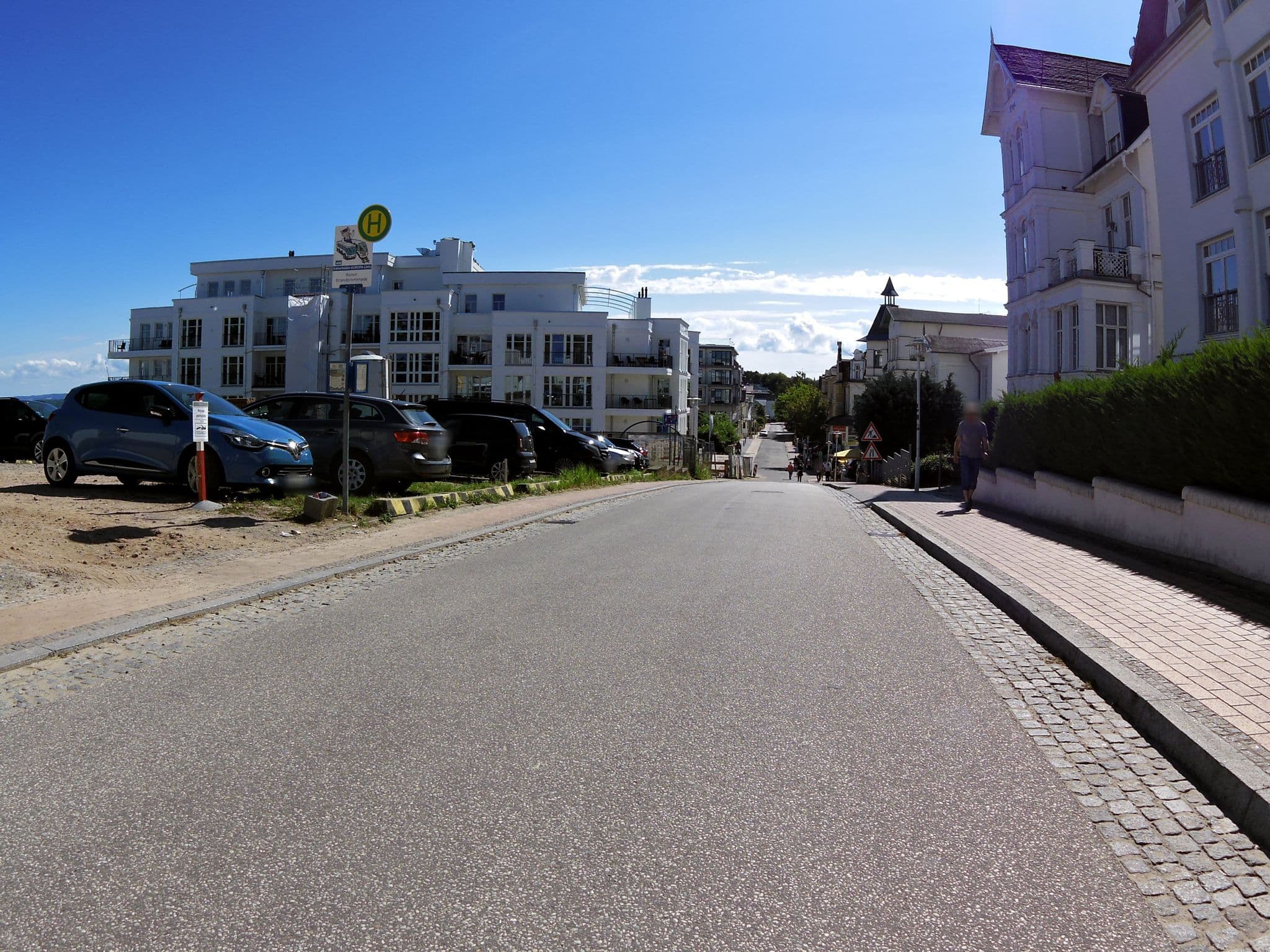 Street view near Ferienwohnungen Andrea Naumann, Bansin — © zoegglmeyr (CC BY-SA · Mapillary)