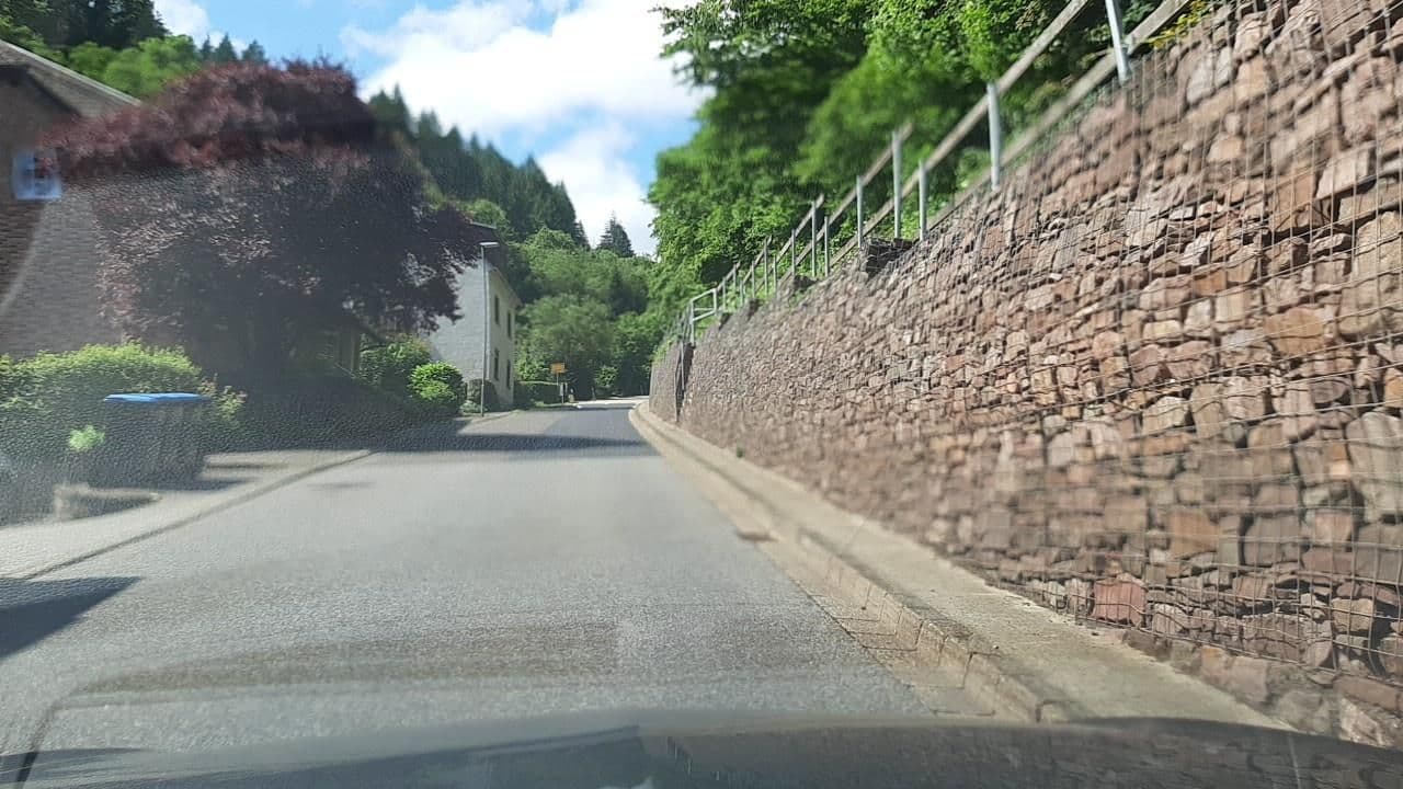 Street view near Ferienwohnung Ziemons, Cochem — © Lowiekse (CC BY-SA · Mapillary)
