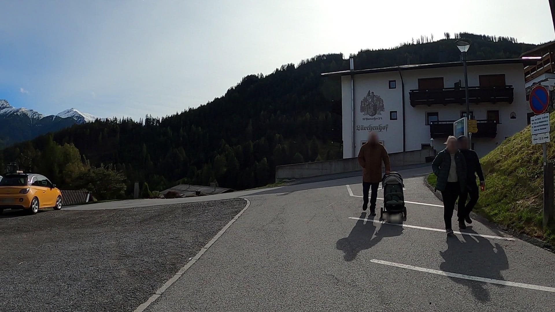 Street view near Pension Lärchenhof, Serfaus — © osmplus_org (CC BY-SA · Mapillary)