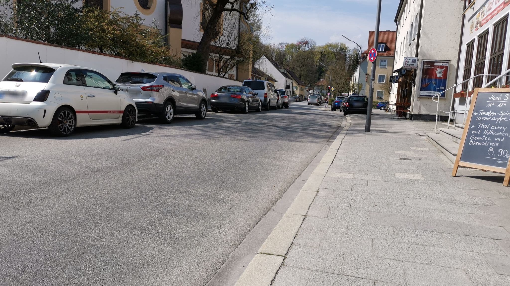 Street view near Alter Wirt, Munich