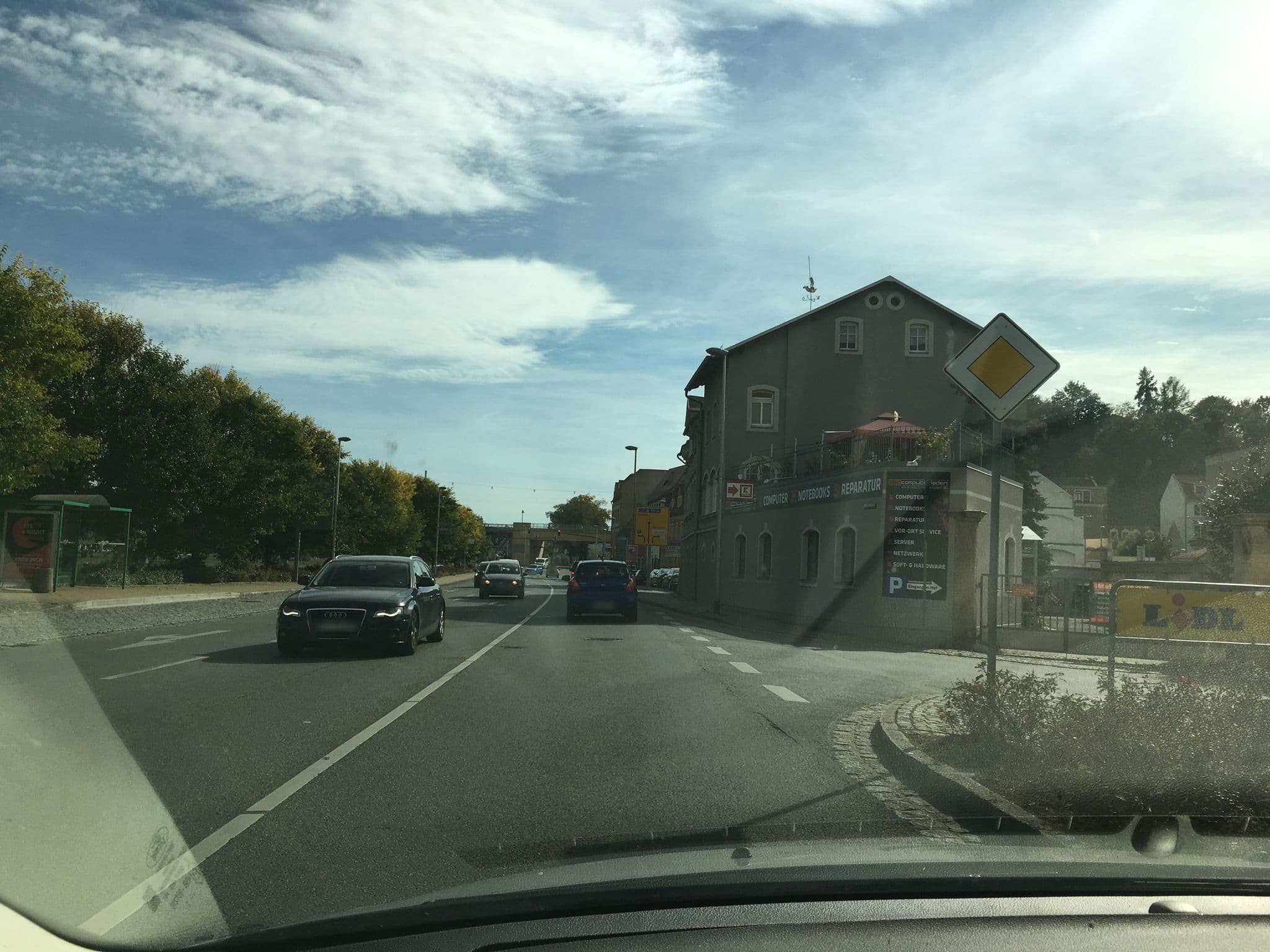 Street view near Am Triebischbrunnen, Meissen — © bejotel (CC BY-SA · Mapillary)