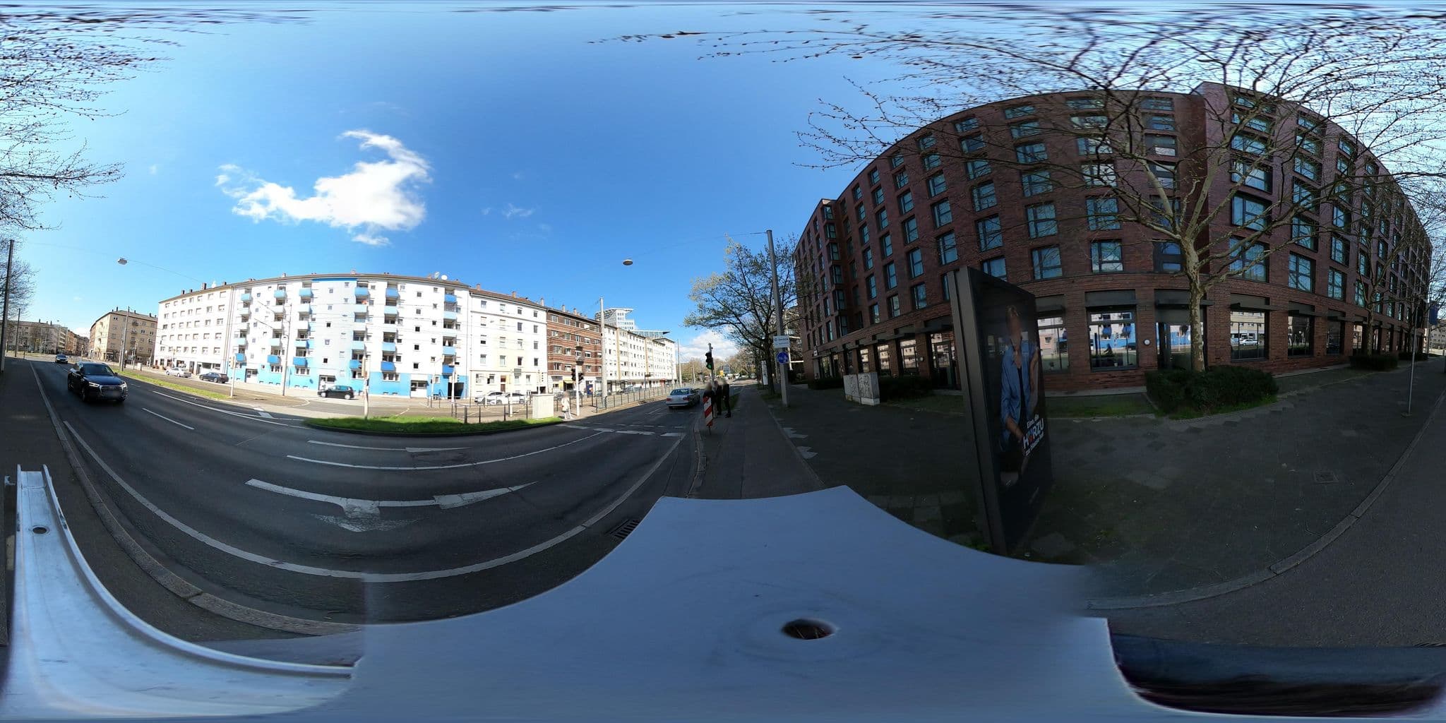 Street view near the niu Square, Mannheim — © wegavision (CC BY-SA · Mapillary)