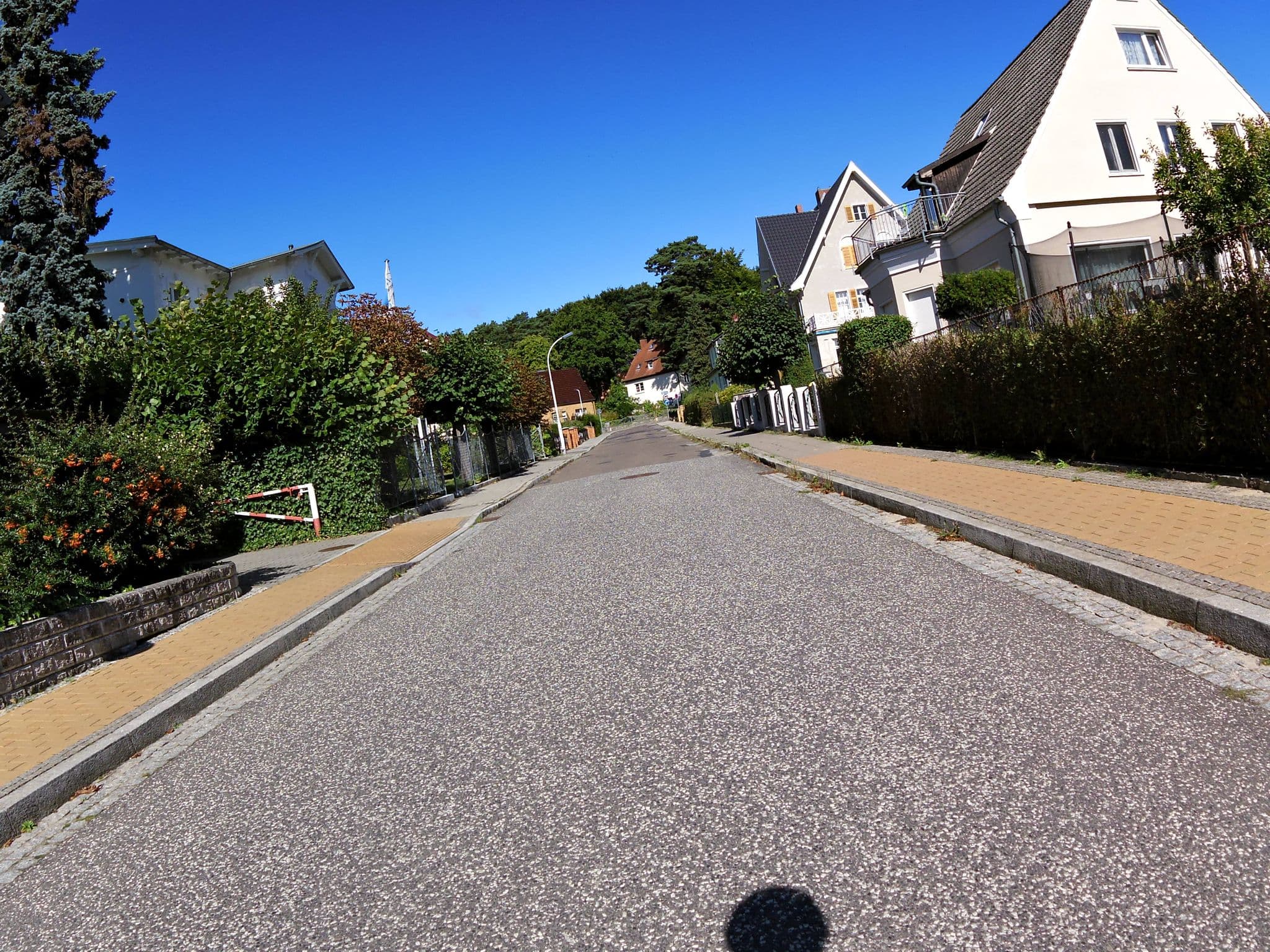 Street view near Villa Cremona, Bansin — © zoegglmeyr (CC BY-SA · Mapillary)
