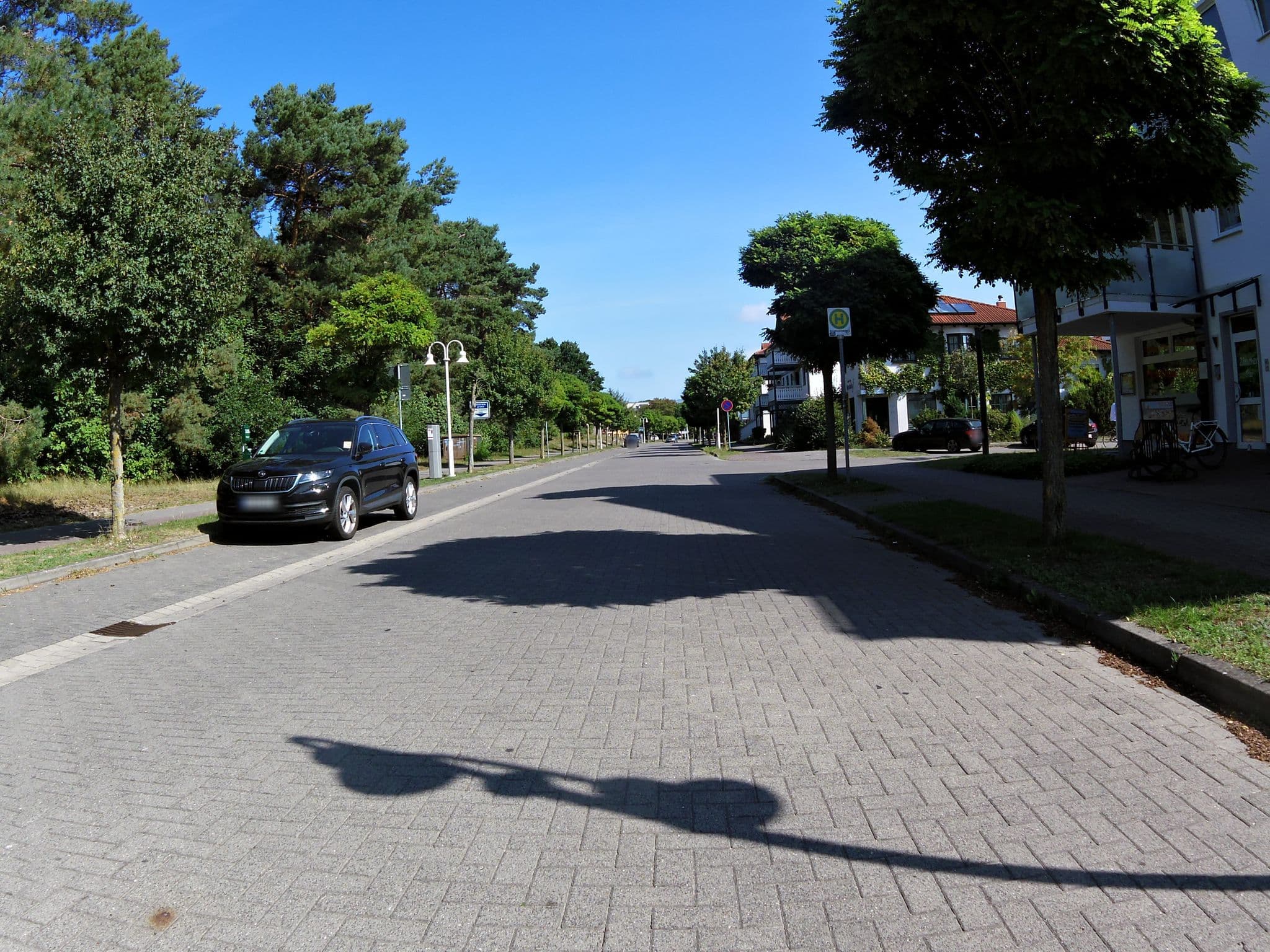 Street view near Ferienhaus Vratny, Karlshagen — © zoegglmeyr (CC BY-SA · Mapillary)