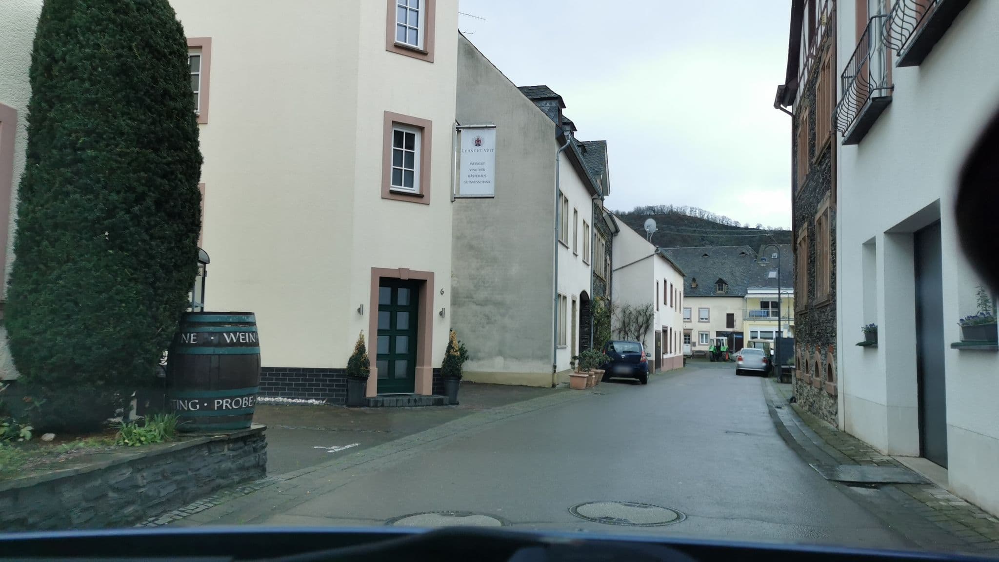 Street view near Weingut Lehnert-Veit, Piesport — © ma_rt_in (CC BY-SA · Mapillary)
