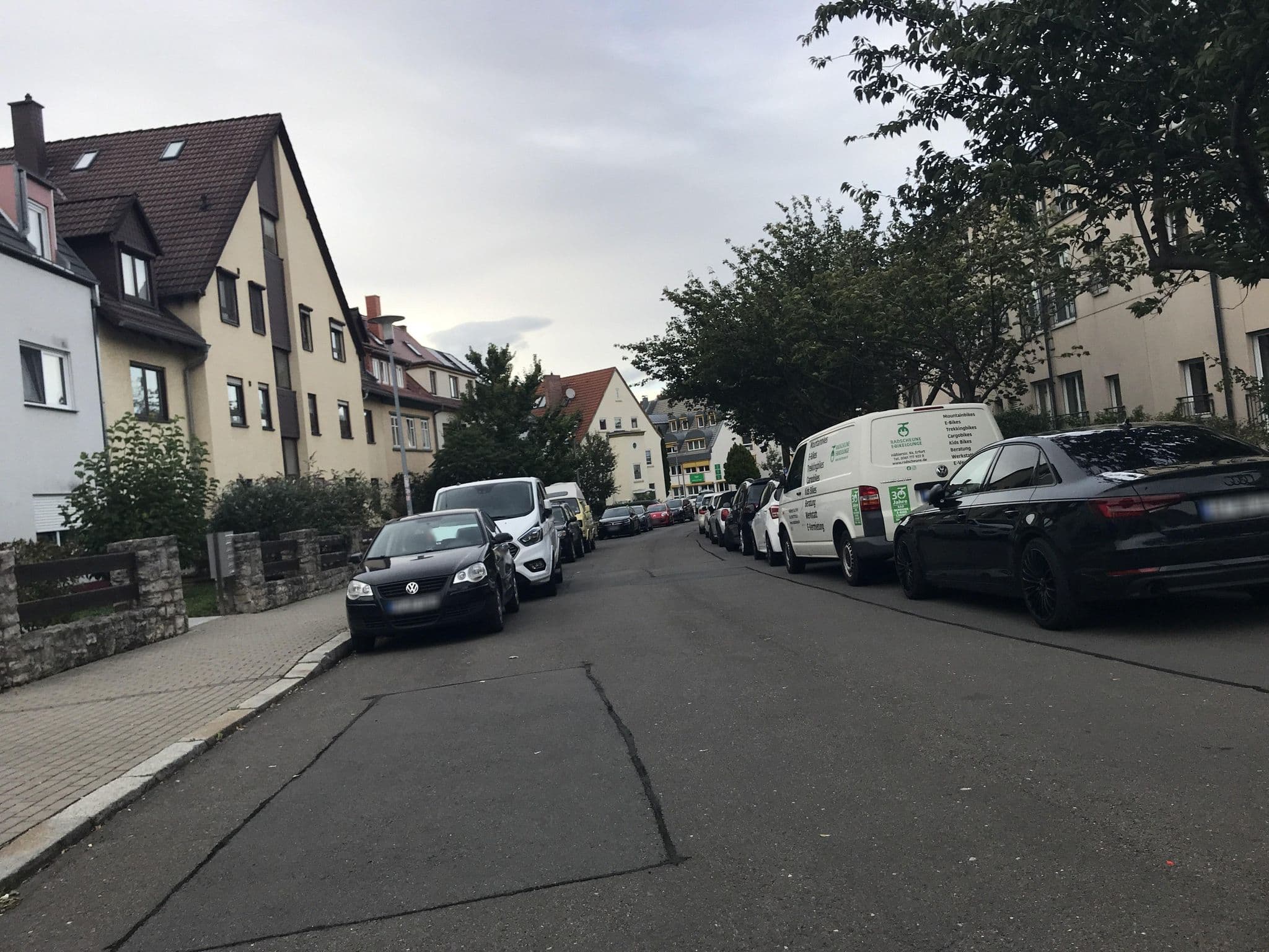 Street view near Victor's Residenz-Hotel Erfurt, Erfurt — © miguel_andrade (CC BY-SA · Mapillary)