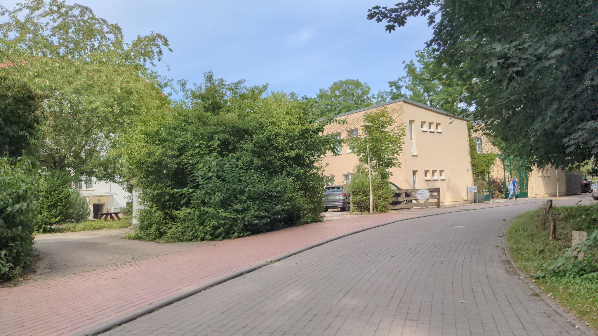 Street view near "Haus Ilse", Ostseebad Boltenhagen — © rasmustravemnd (CC BY-SA · Mapillary)