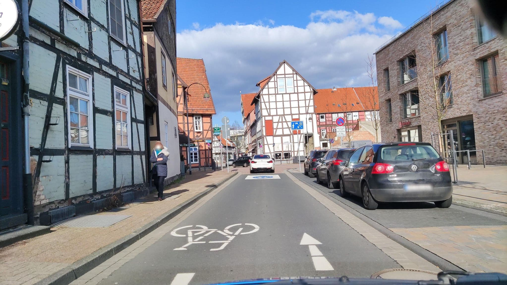 Street view near Hotel zur Altstadt, Celle — © hotteliene (CC BY-SA · Mapillary)