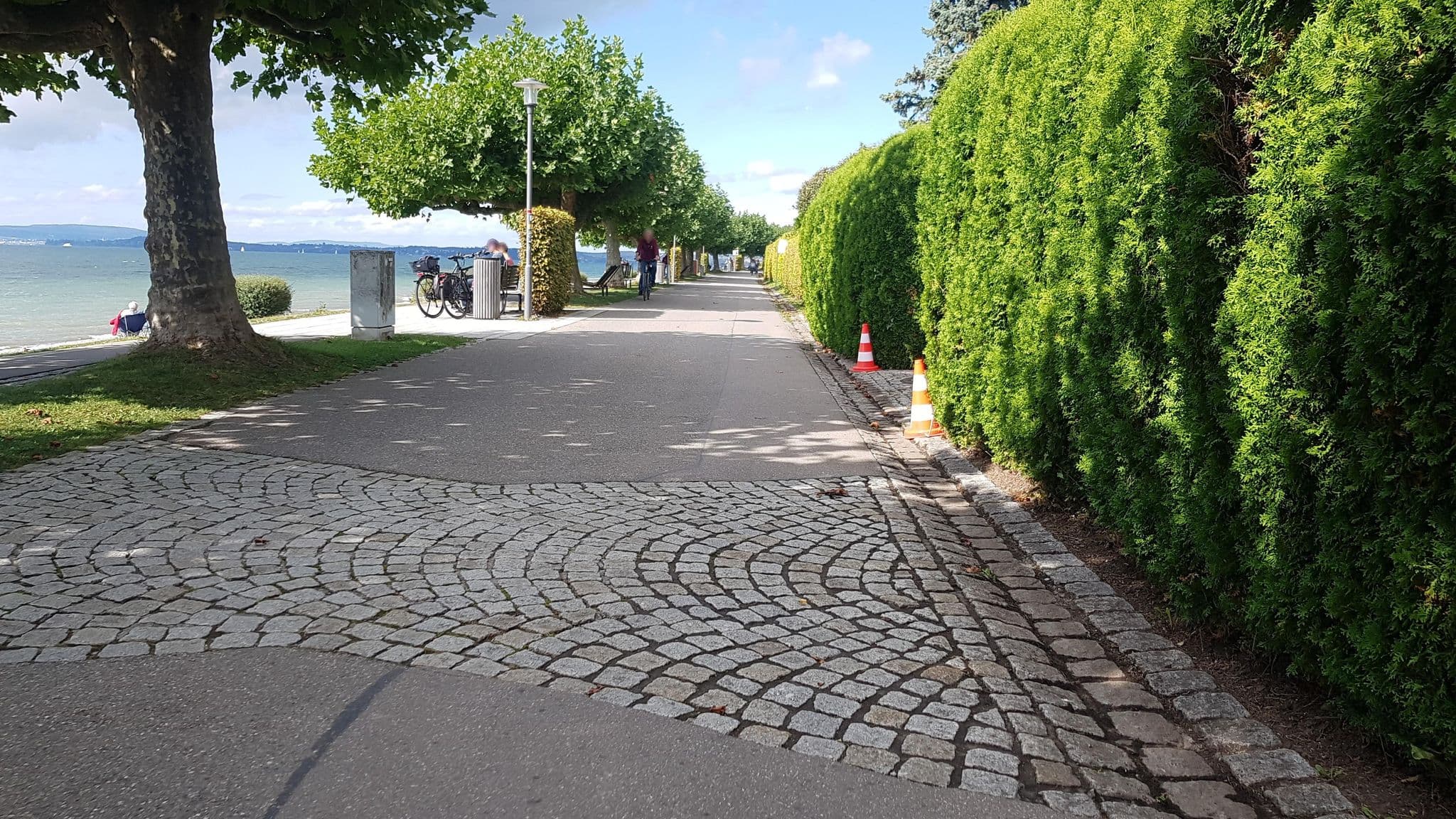 Street view near Strandhaus Ott, Hagnau — © thmunichways (CC BY-SA · Mapillary)