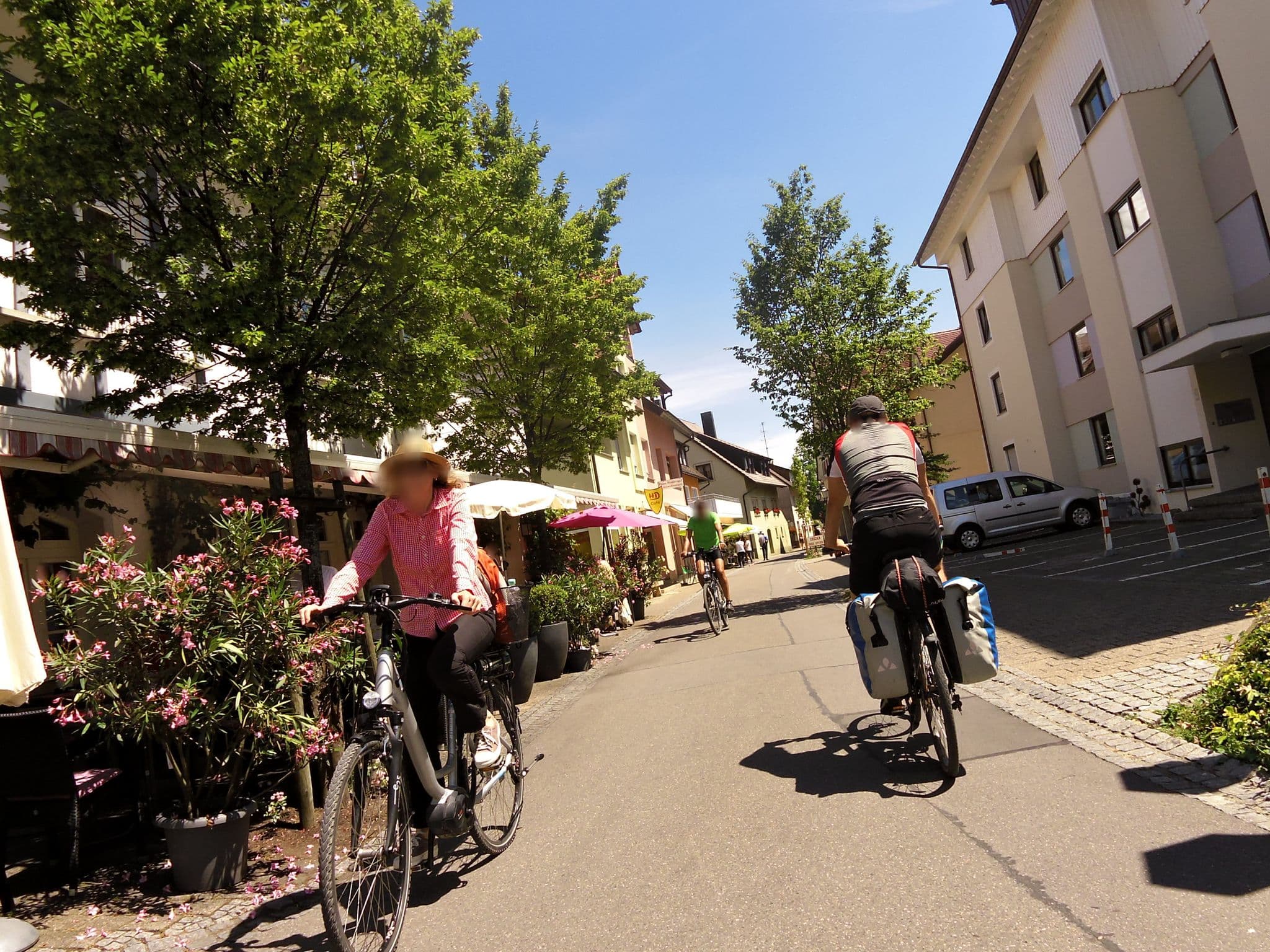 Street view near Haus Meichle-Hiller, Hagnau — © czmrtn (CC BY-SA · Mapillary)