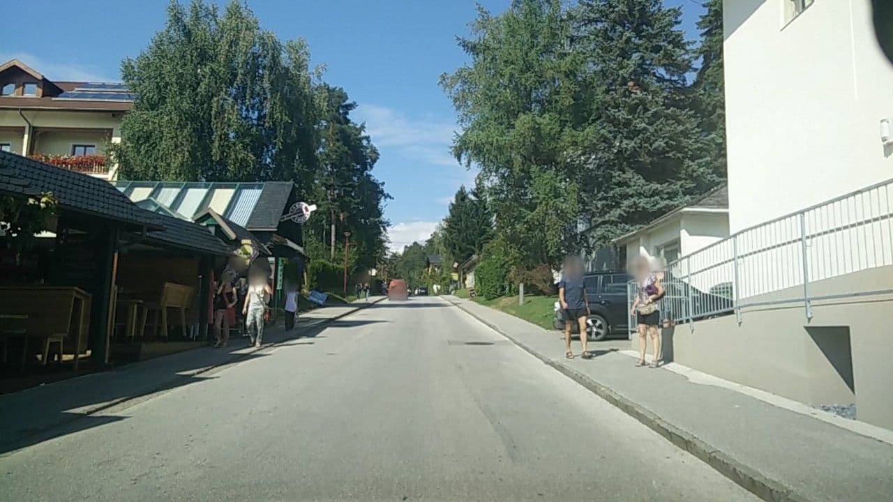 Street view near Hotel Reichmann, Kühnsdorf — © bellazambo (CC BY-SA · Mapillary)