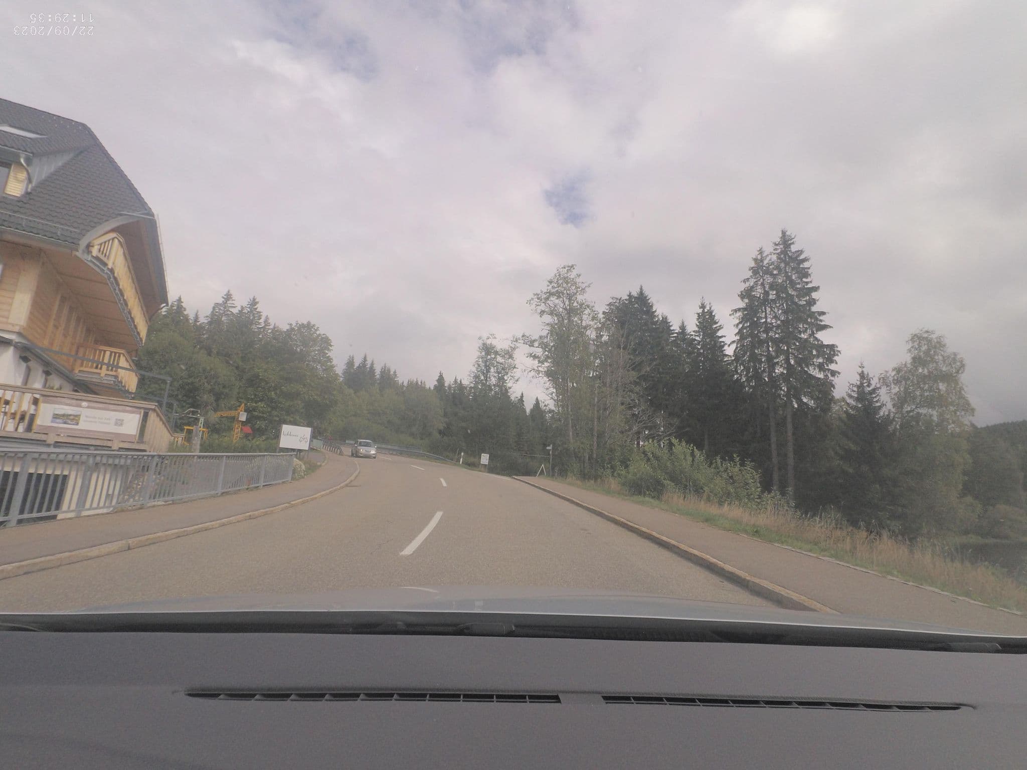 Street view near Köhlerei am See, Hinterzarten — © VIA_DT (CC BY-SA · Mapillary)