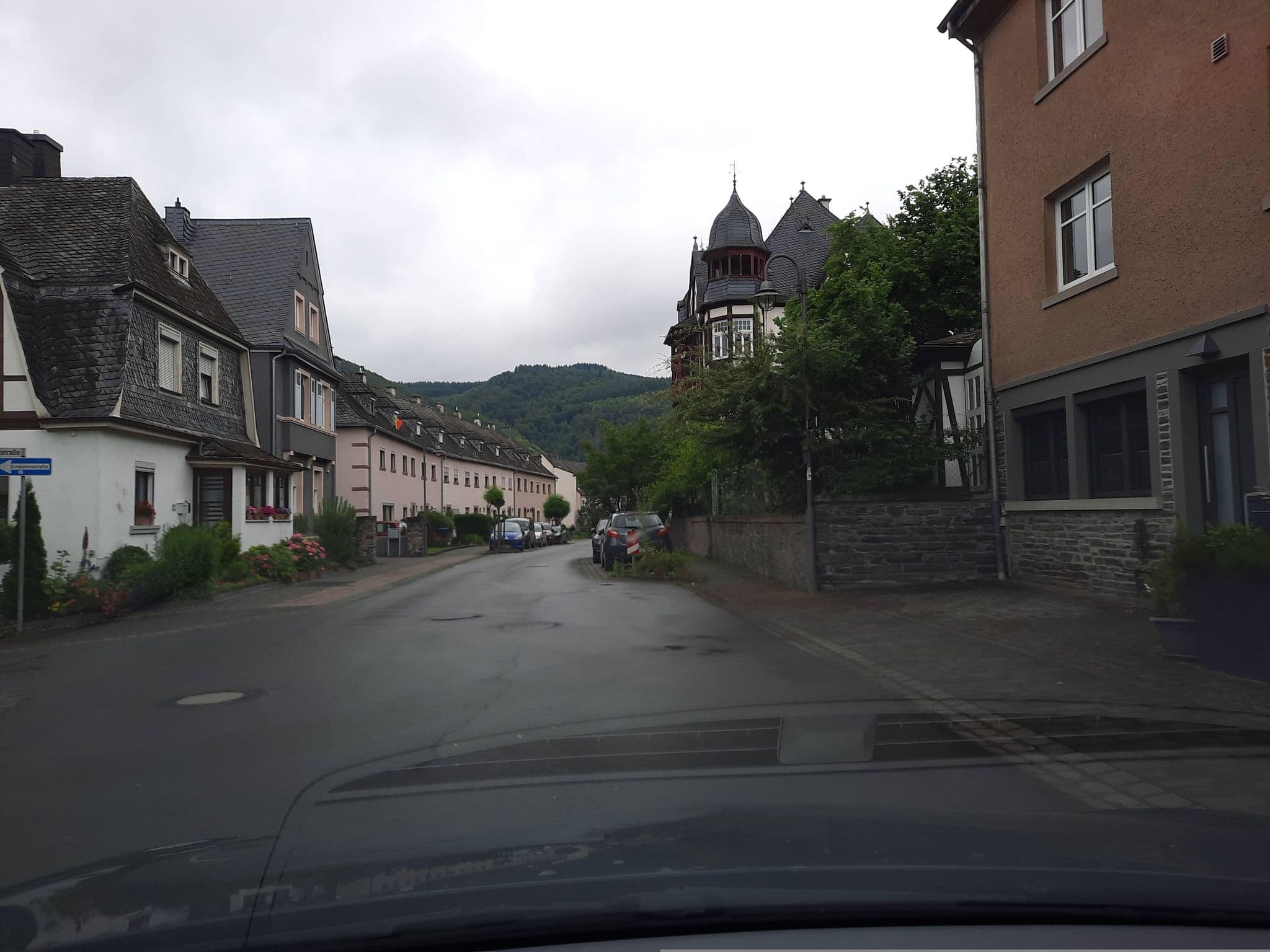 Street view near Schendels Suite, Bernkastel-Kues — © Lowiekse (CC BY-SA · Mapillary)
