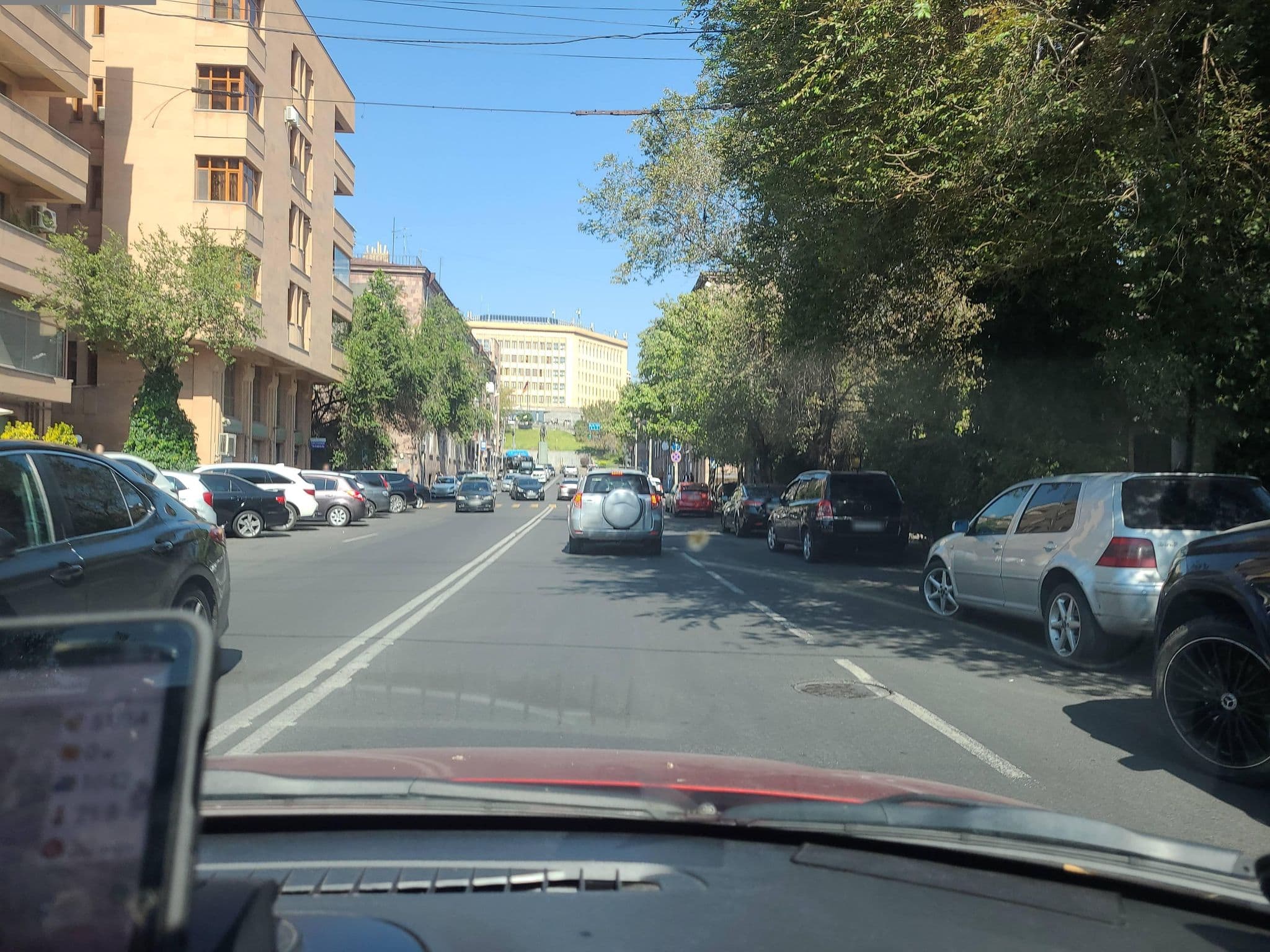 Street view near Dave, Kentron — © noktoborus (CC BY-SA · Mapillary)
