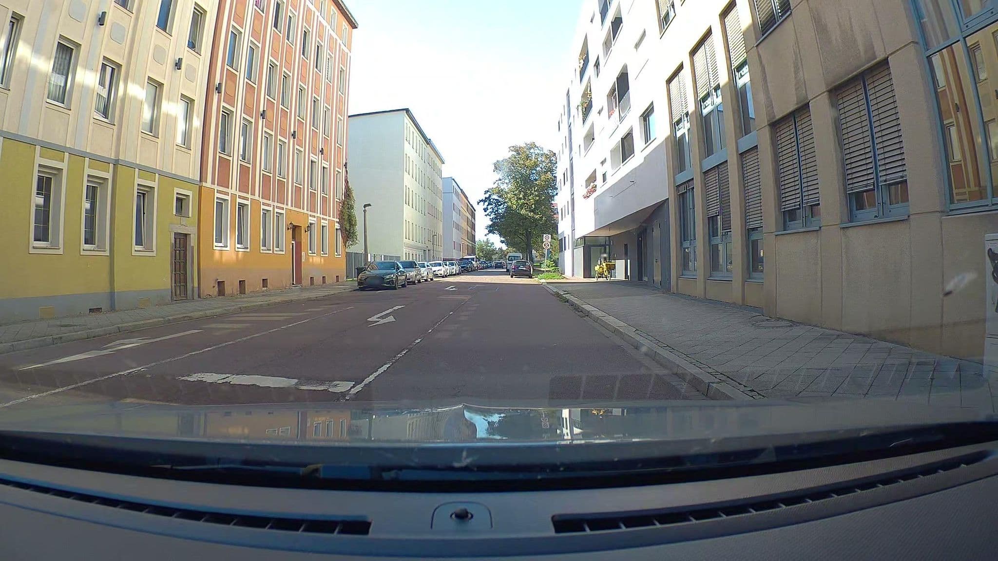 Street view near City Palast Halle, Halle (Saale) — © poxonline (CC BY-SA · Mapillary)
