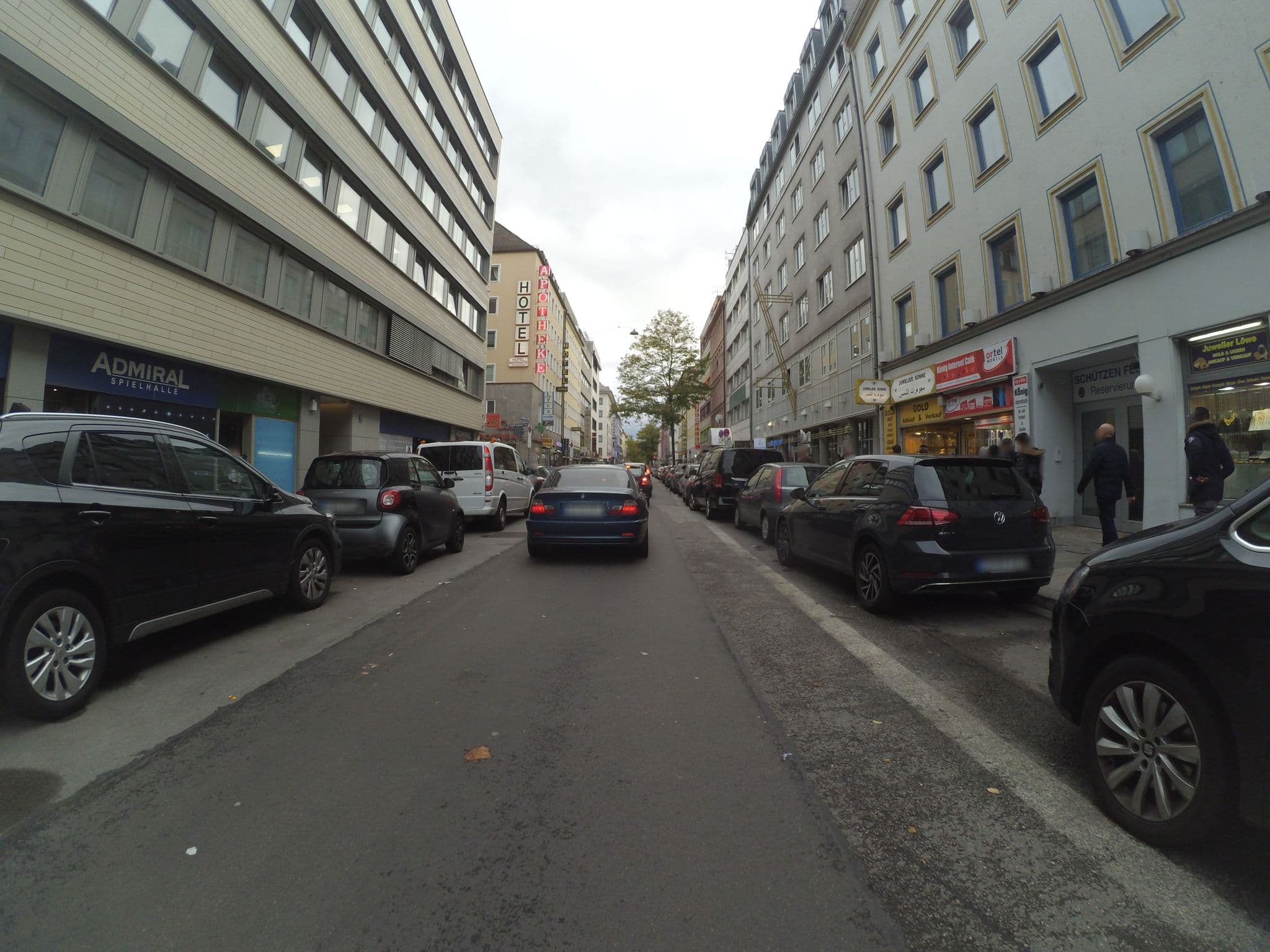 Street view near Hotel Drei Löwen, Munich