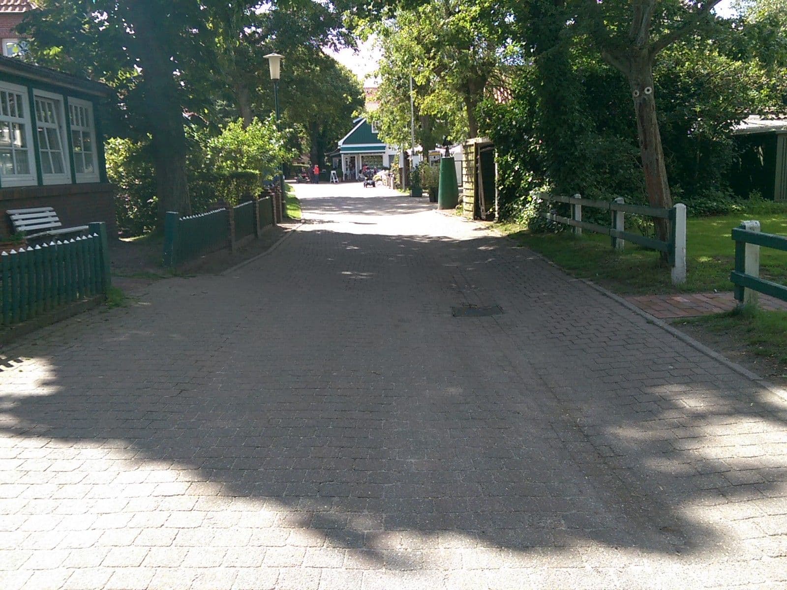 Street view near Dünenrose, Neuharlingersiel