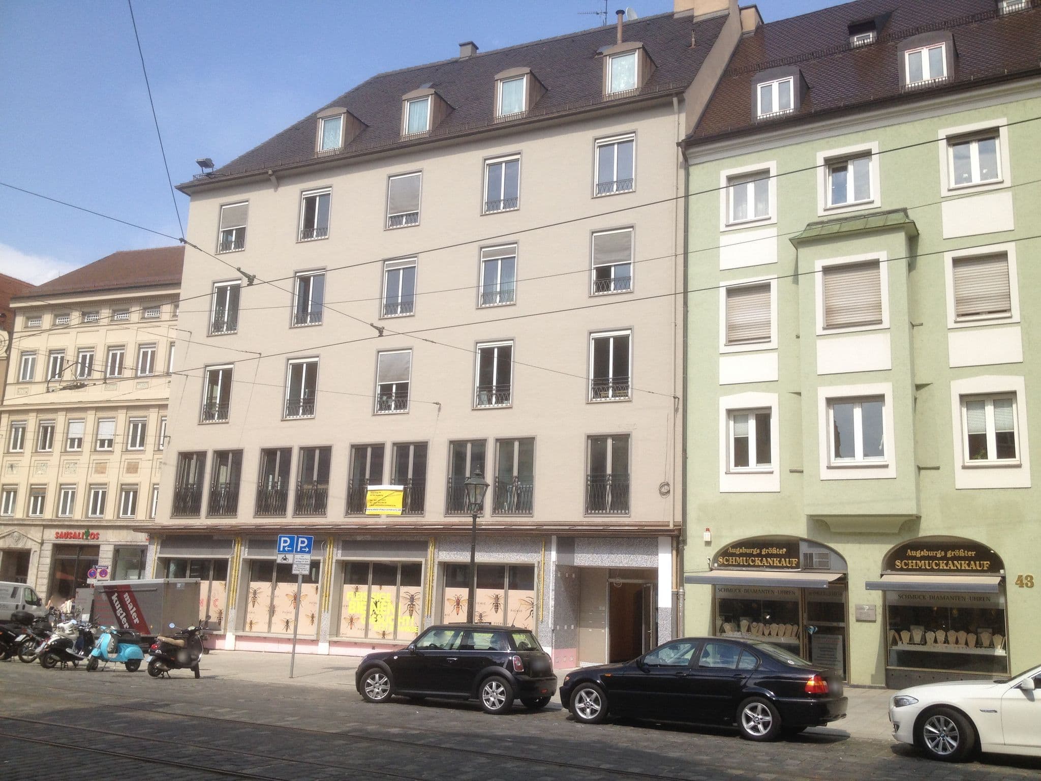 Street view near Maxim Suites by Elias Holl, Augsburg — © ottokar (CC BY-SA · Mapillary)