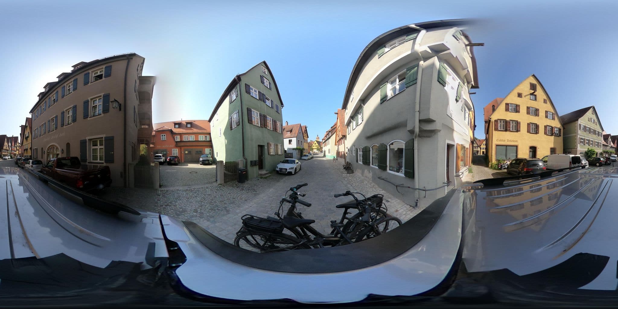 Street view near Hotel Luisenhof, Dinkelsbühl — © Mobilitaetswerk (CC BY-SA · Mapillary)