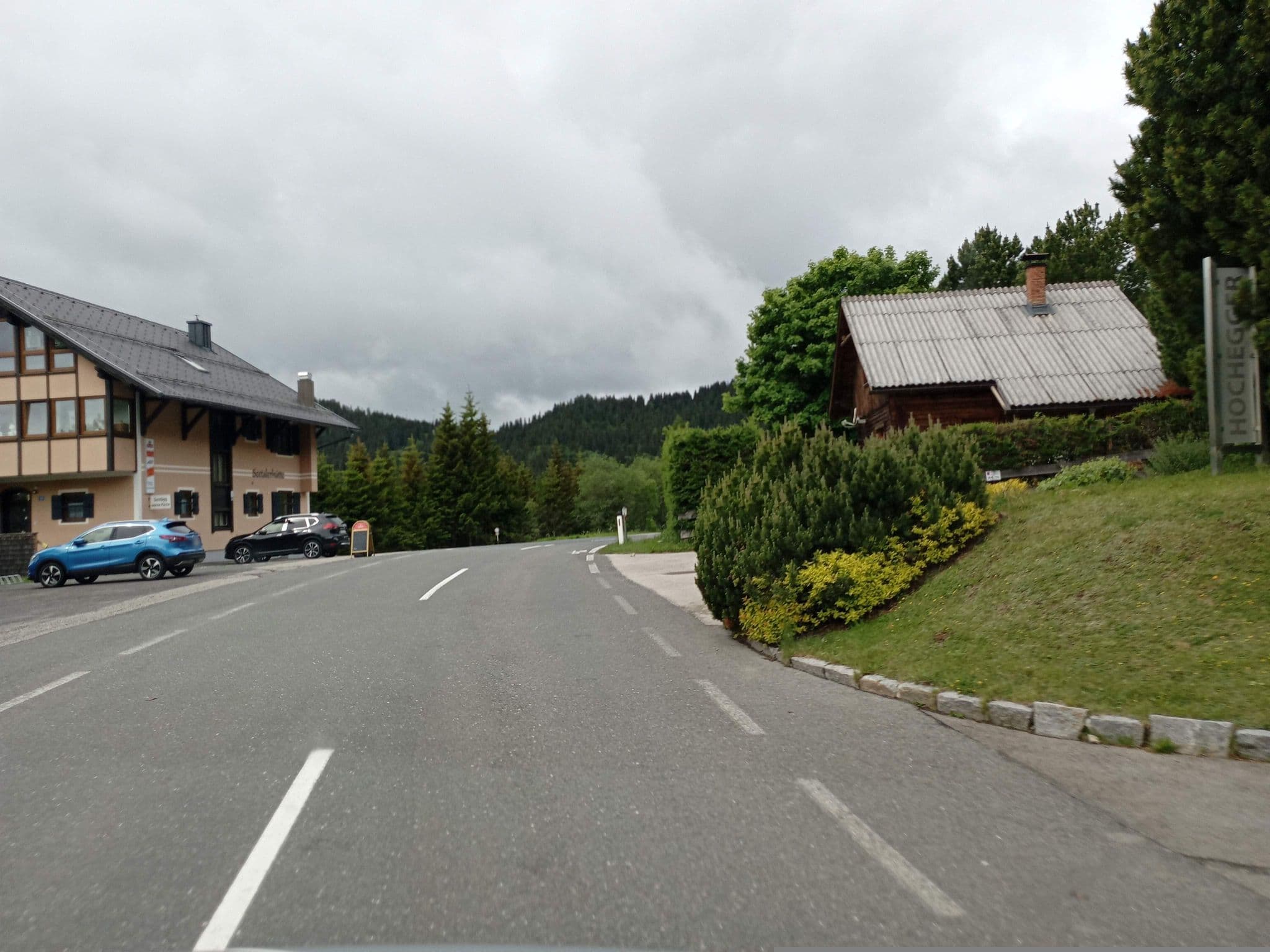 Street view near Hochegger, Bad Sankt Leonhard im Lavanttal — © atze02 (CC BY-SA · Mapillary)