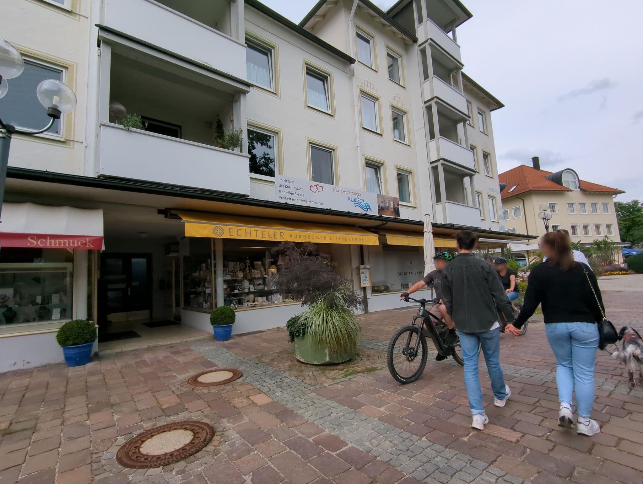 Street view near Kur-Eck, Bad Wörishofen — © ente (CC BY-SA · Mapillary)