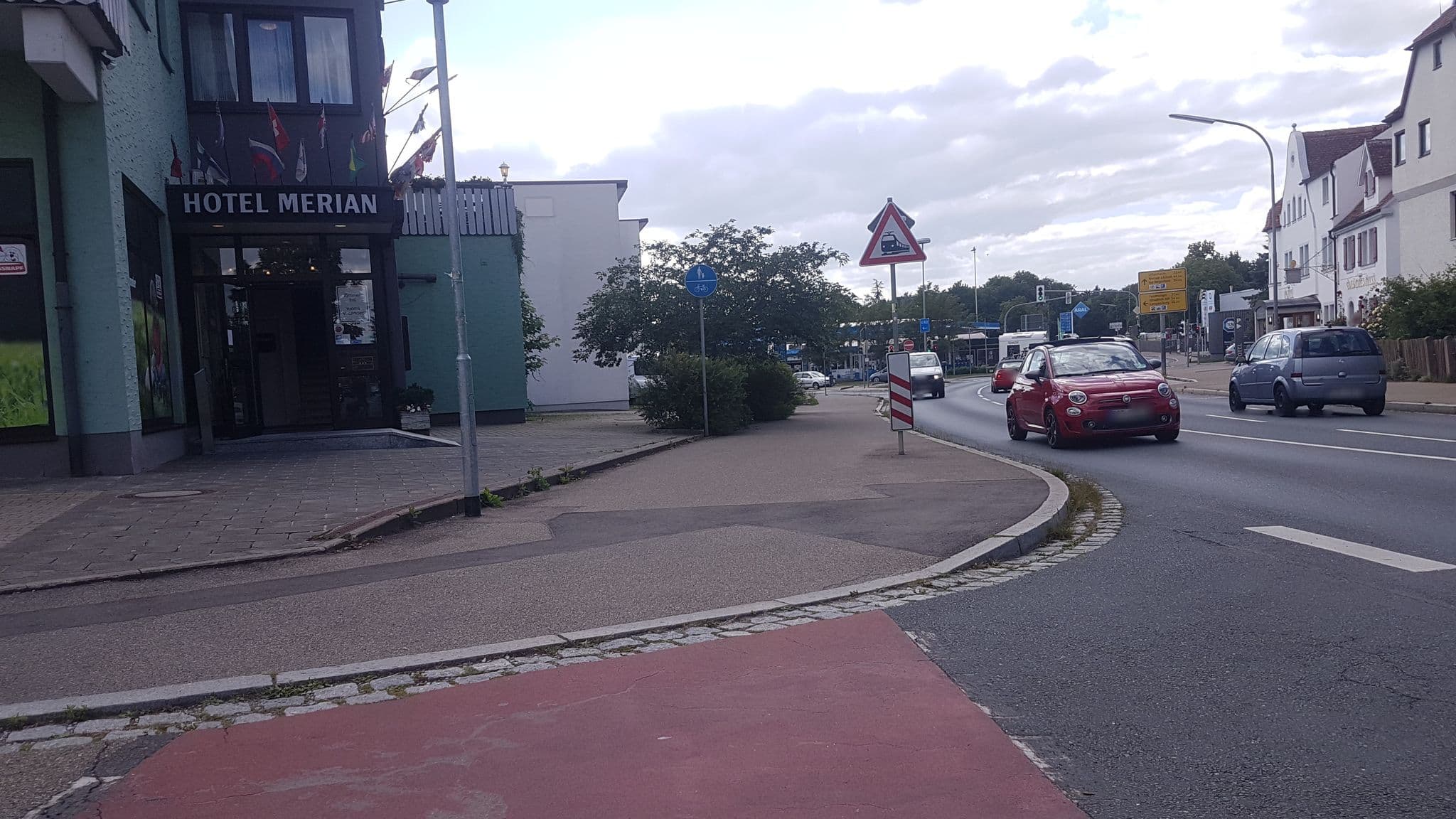 Street view near Hotel Merian Rothenburg, Rothenburg ob der Tauber — © changchun1 (CC BY-SA · Mapillary)