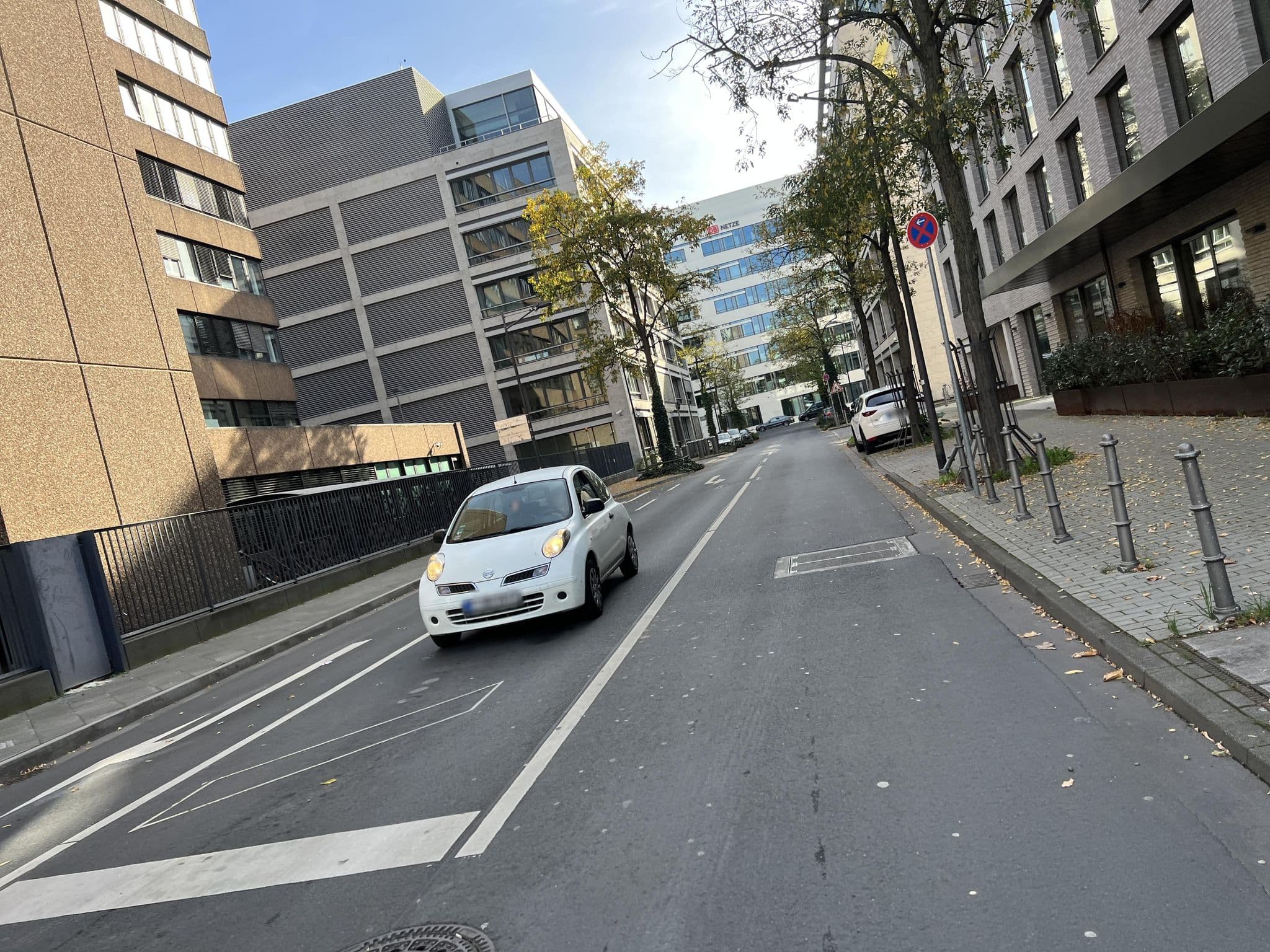 Street view near Gekko House, Gallus — © robffm (CC BY-SA · Mapillary)