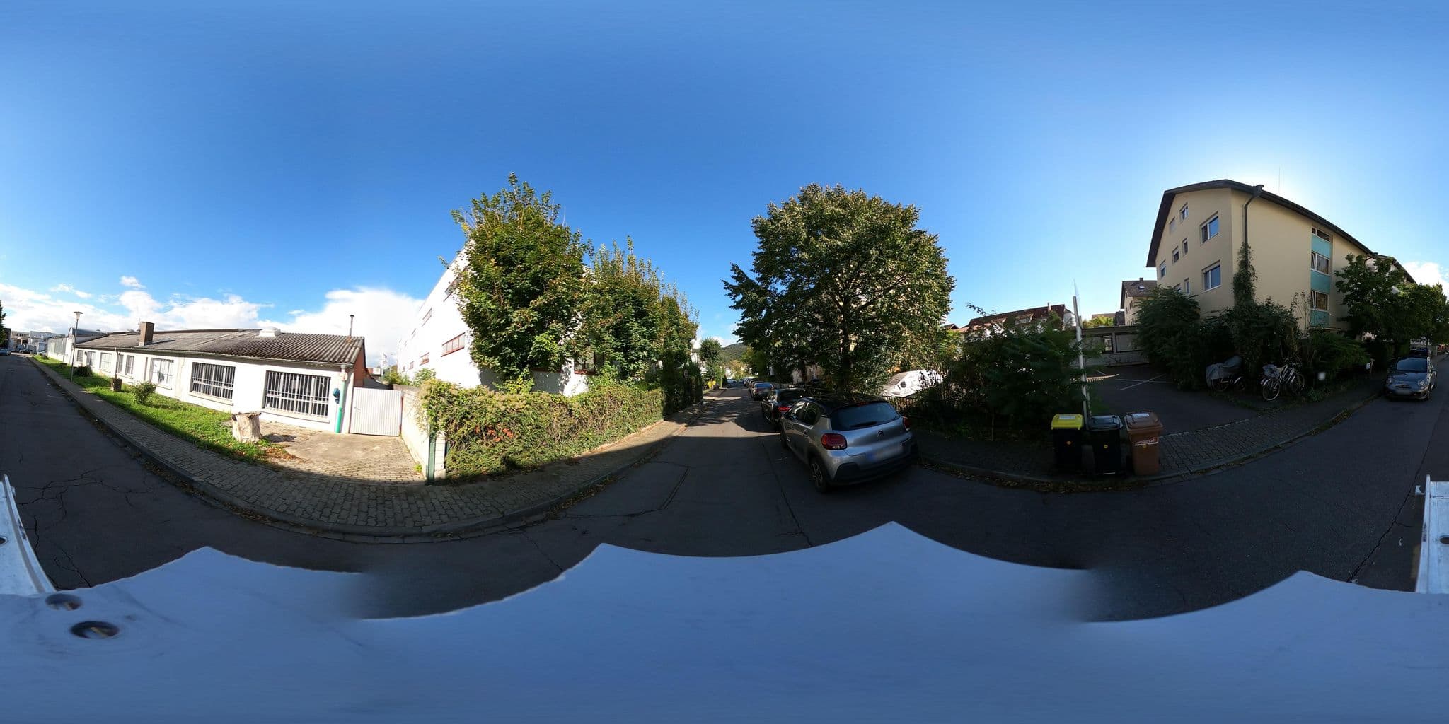 Street view near Looks Inn, Heidelberg — © wegavision (CC BY-SA · Mapillary)