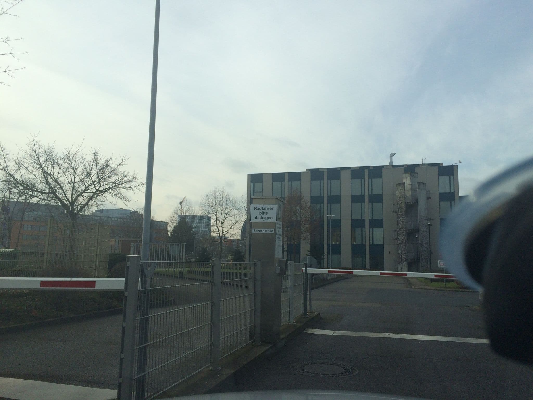 Street view near Home, Gallus — © chuck (CC BY-SA · Mapillary)