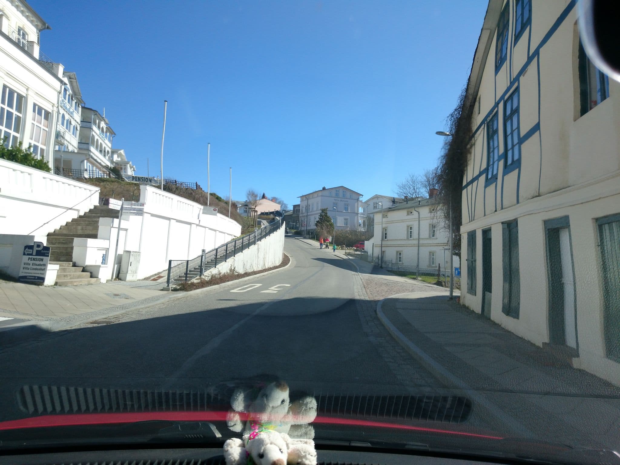 Street view near Villa Gustavia, Sassnitz — © jacobbraeutigam (CC BY-SA · Mapillary)