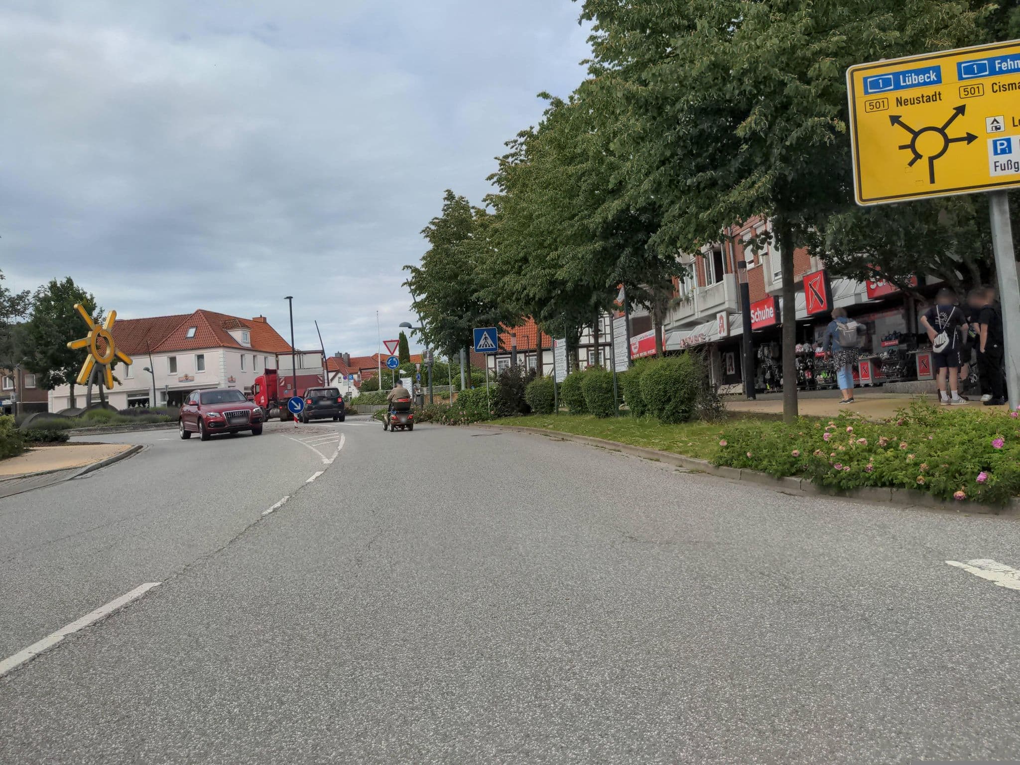 Street view near Gosch Hotel, Grömitz — © rasmustravemnd (CC BY-SA · Mapillary)