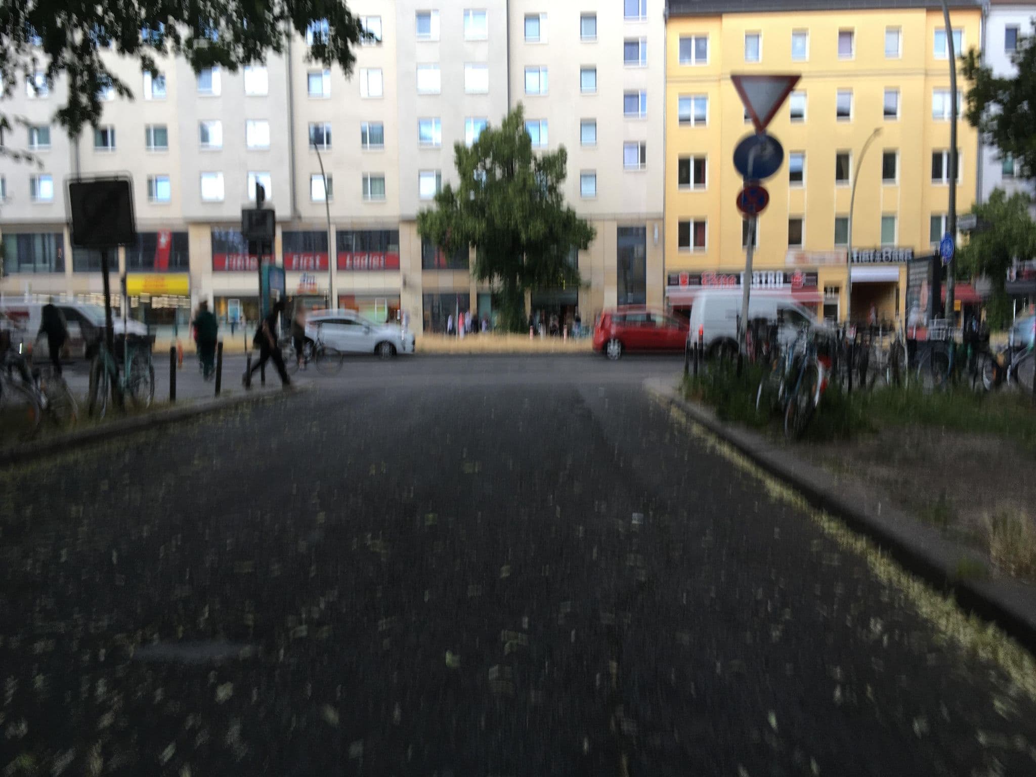Street view near FFA62, Friedrichshain — © carlheinz (CC BY-SA · Mapillary)