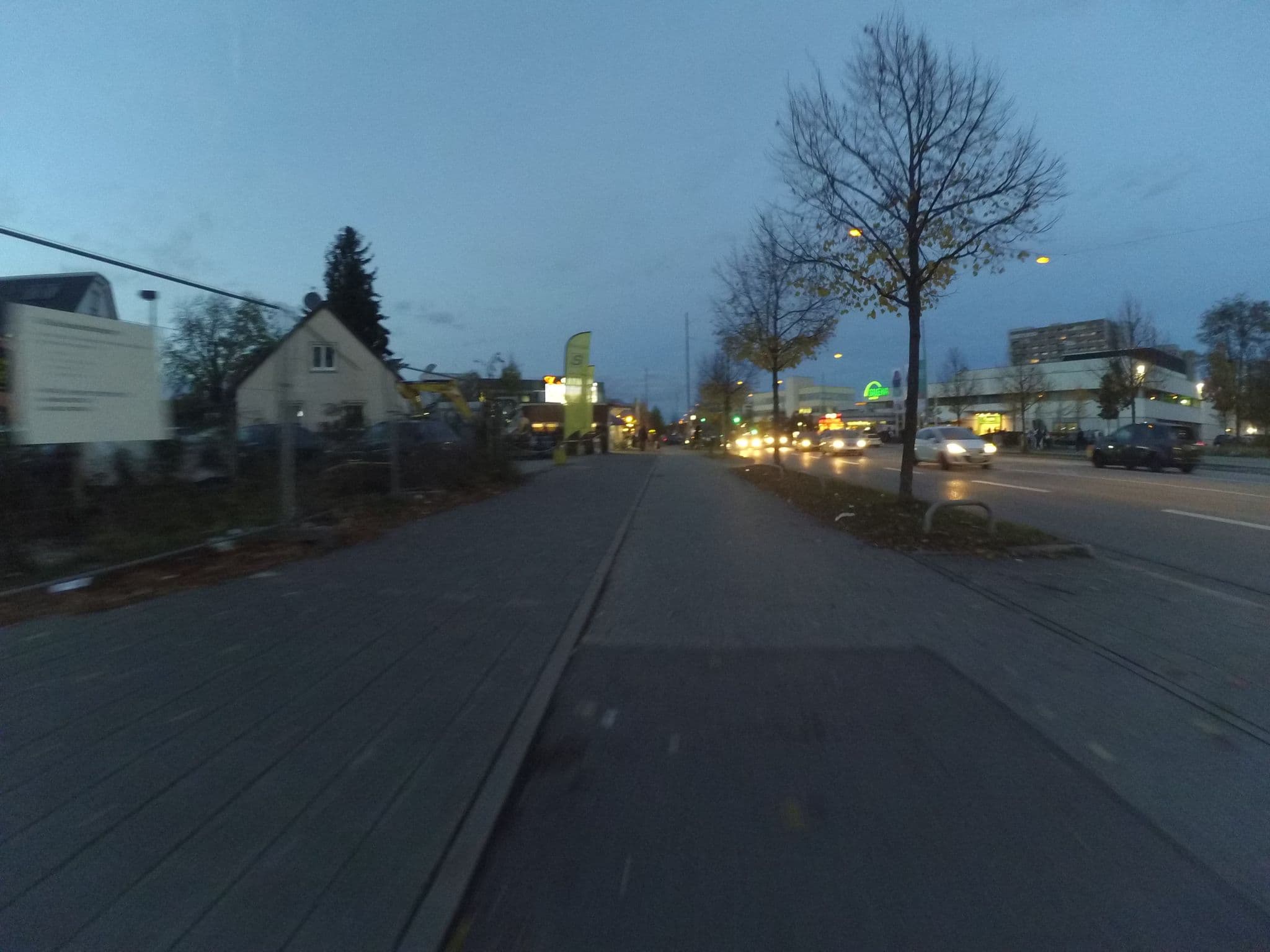Street view near Aparthotel Pine Living, Munich — © ente (CC BY-SA · Mapillary)