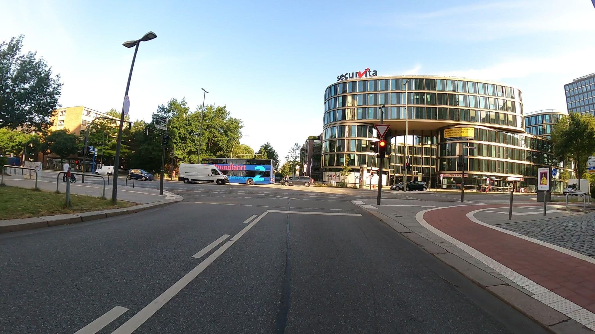 Street view near Numa Hamburg St Georg, St. Georg — © veloroute_hamburg (CC BY-SA · Mapillary)