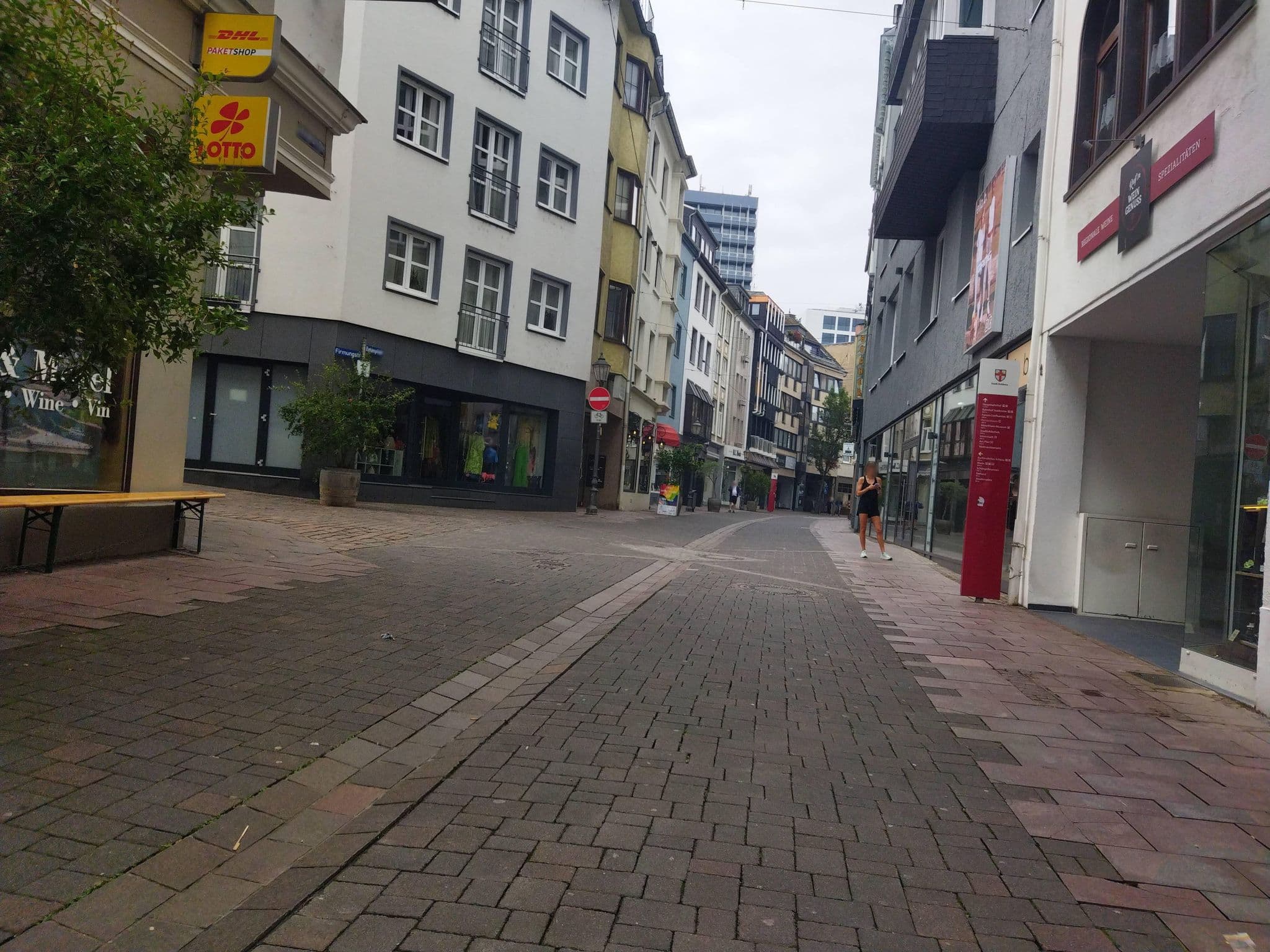 Street view near Altstadt Hotel, Koblenz — © changchun1 (CC BY-SA · Mapillary)