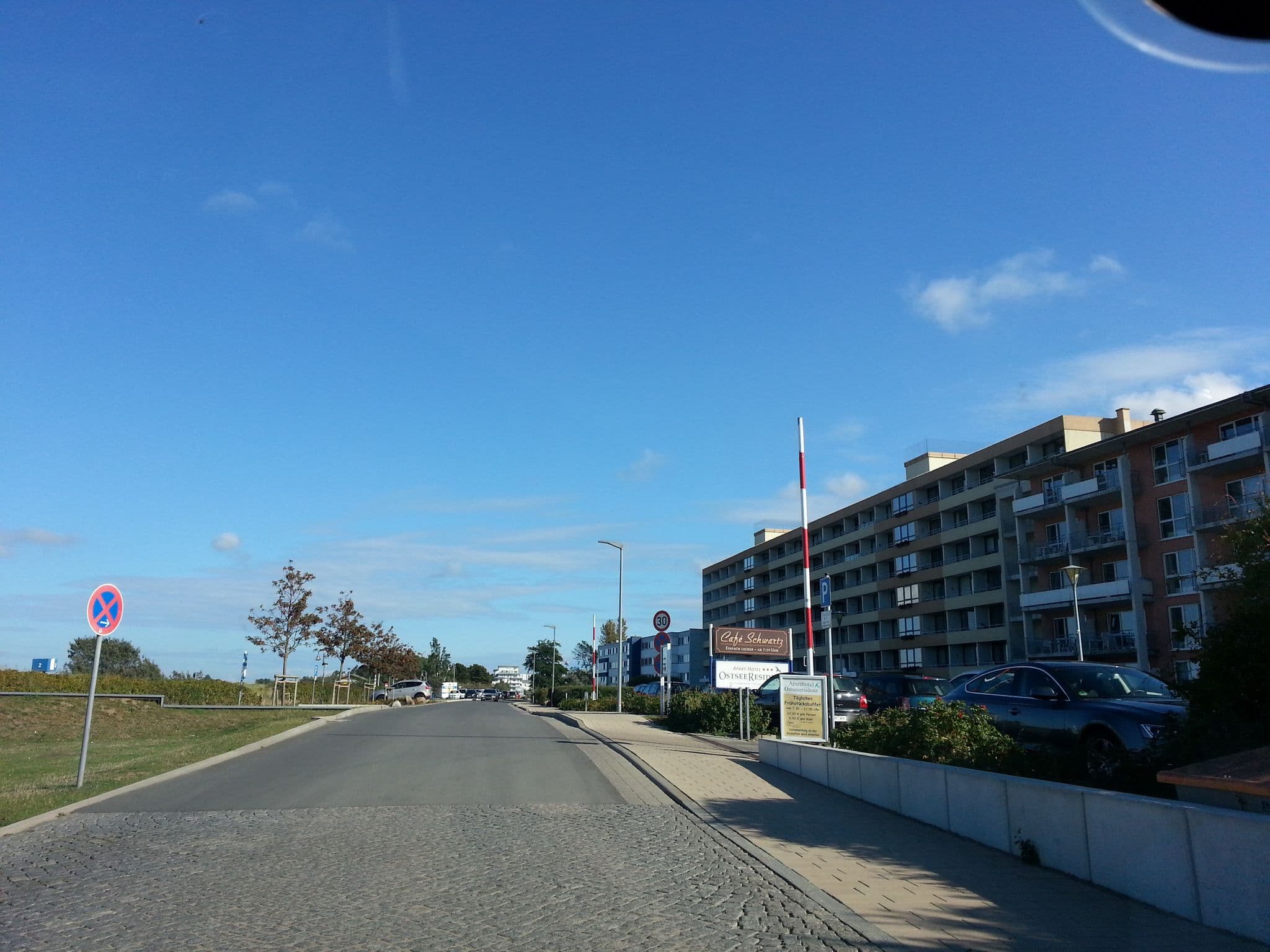 Street view near ostsee-loge-heiligenhafen-270-panorama-penthouse-feeling, Heiligenhafen — © bluescreen (CC BY-SA · Mapillary)