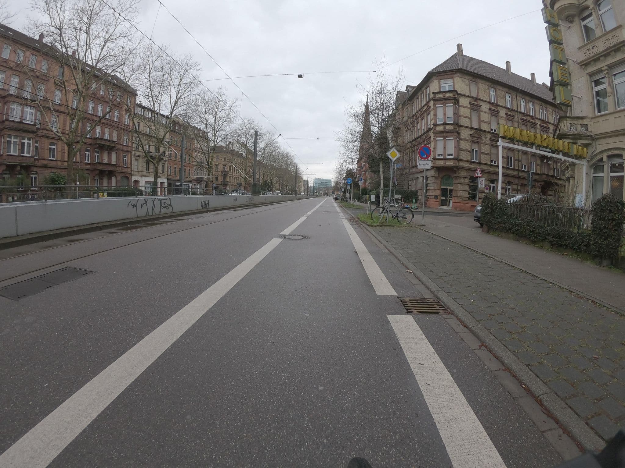 Street view near Hotel Markgräfler Hof, Karlsruhe — © blue-cyclist (CC BY-SA · Mapillary)