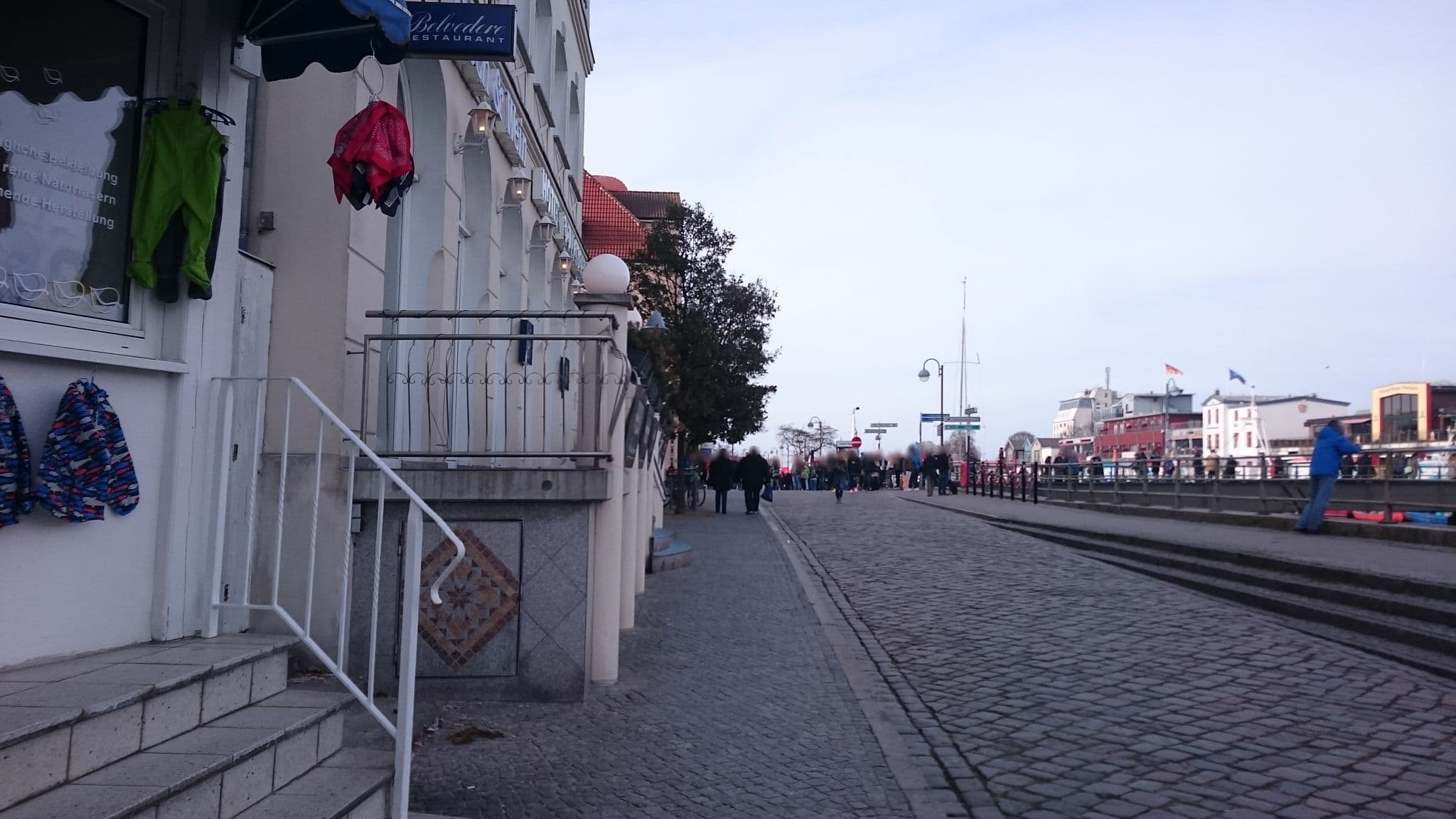 Street view near Belvedere, Warnemünde — © thx (CC BY-SA · Mapillary)